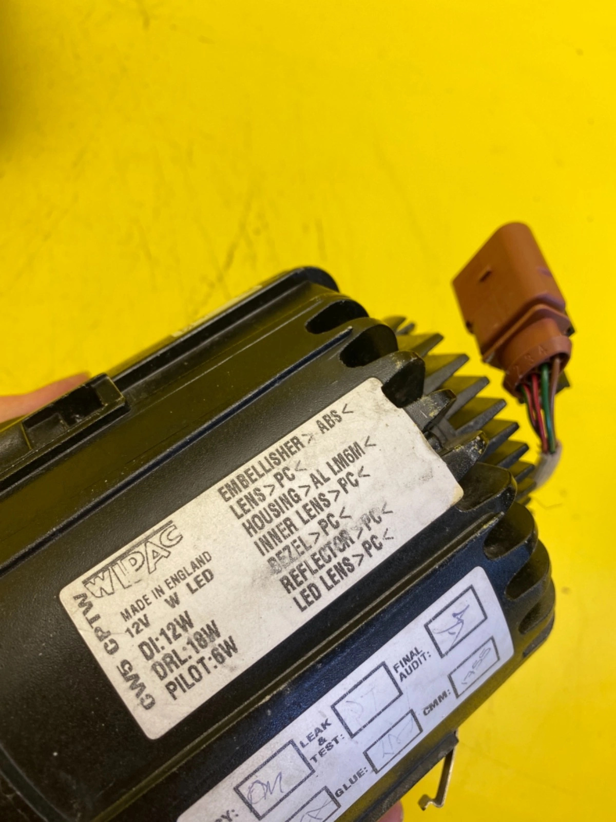 Projecteur GAUCHE BENTLEY MULSANNE 3Y1.941.015.H Autolamps 2 Projecteur GAUCHE BENTLEY MULSANNE 3Y1.941.015.H