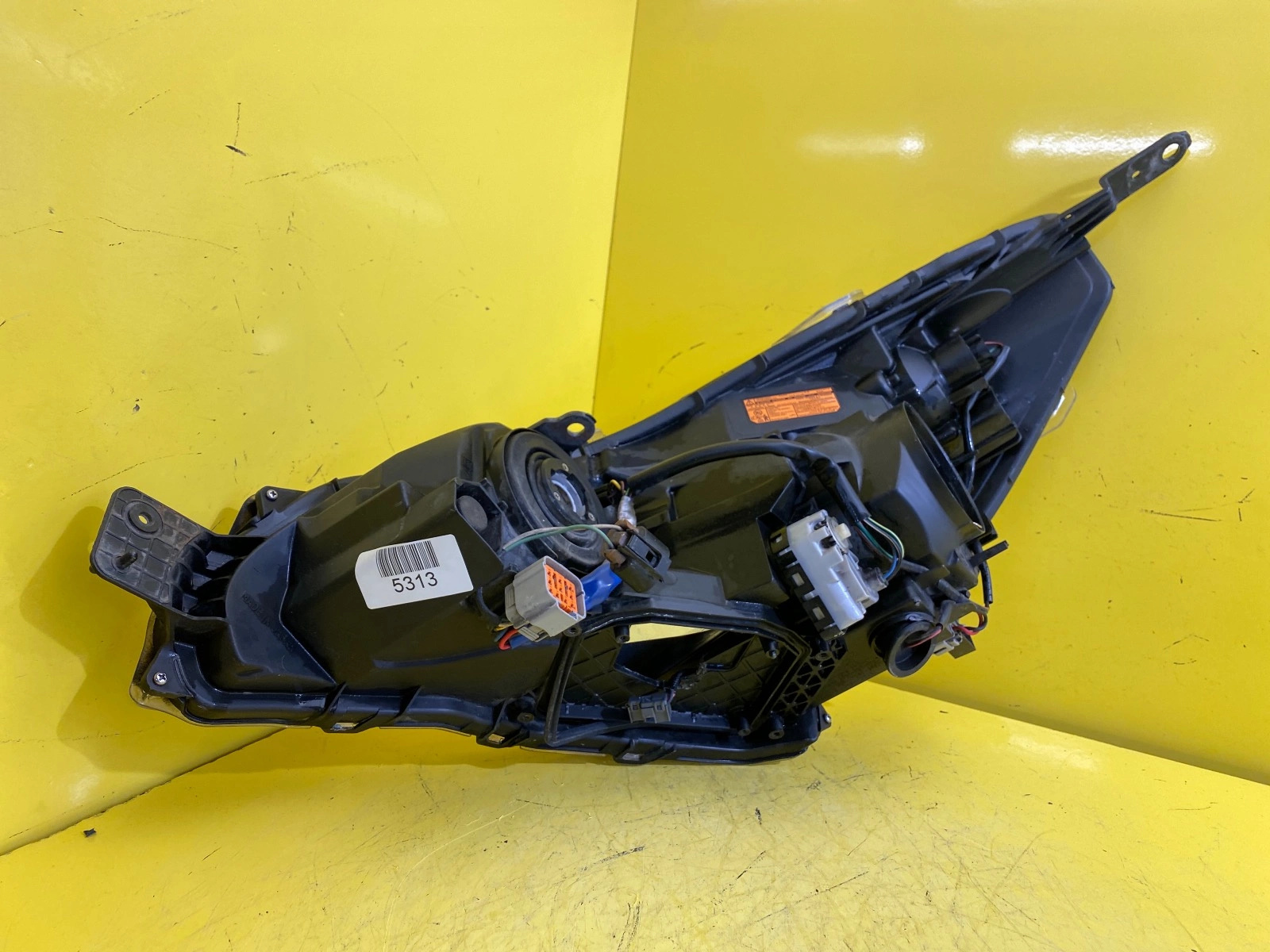 Phare droit SUBARU LEGACY OUTBACK LIFT 12-14 XENON Autolamps 2 Phare droit SUBARU LEGACY OUTBACK LIFT 12-14 XENON