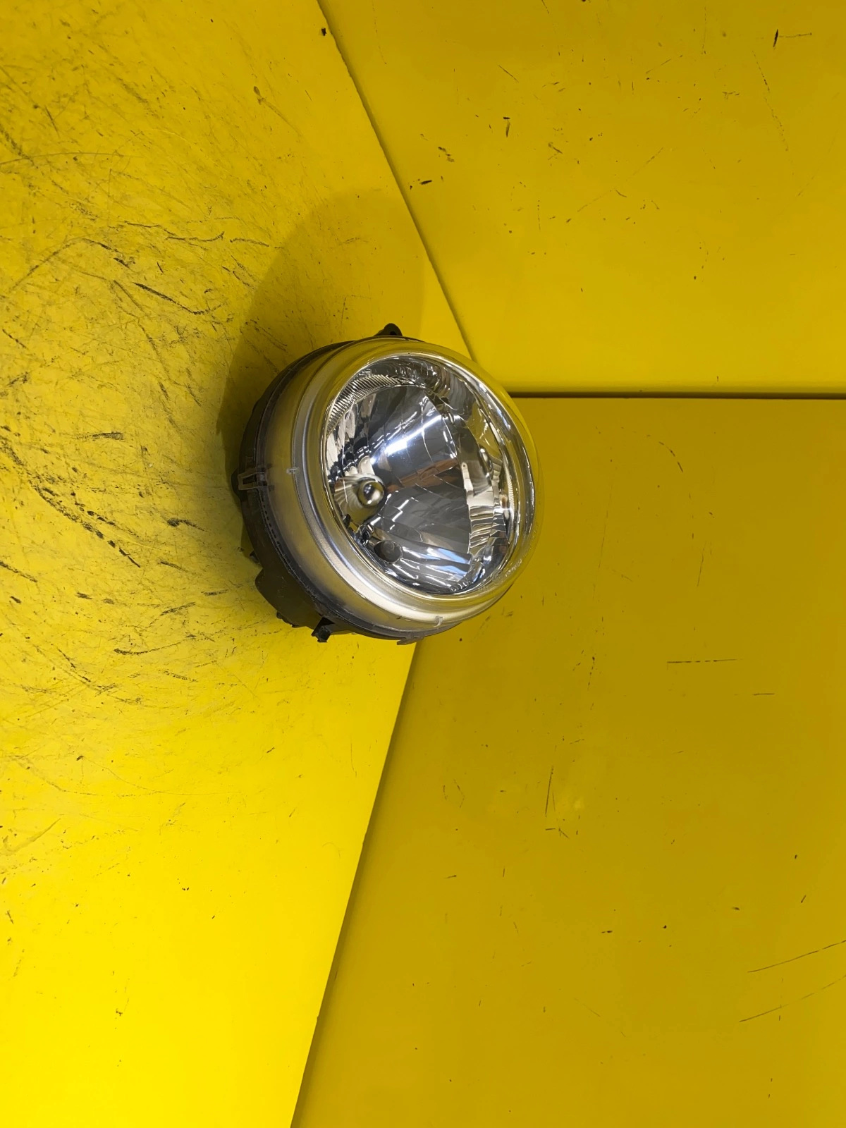 JEEP RENEGADE LAMPES AVANT DE 2014-. Autolamps JEEP RENEGADE LAMPES AVANT DE 2014-.