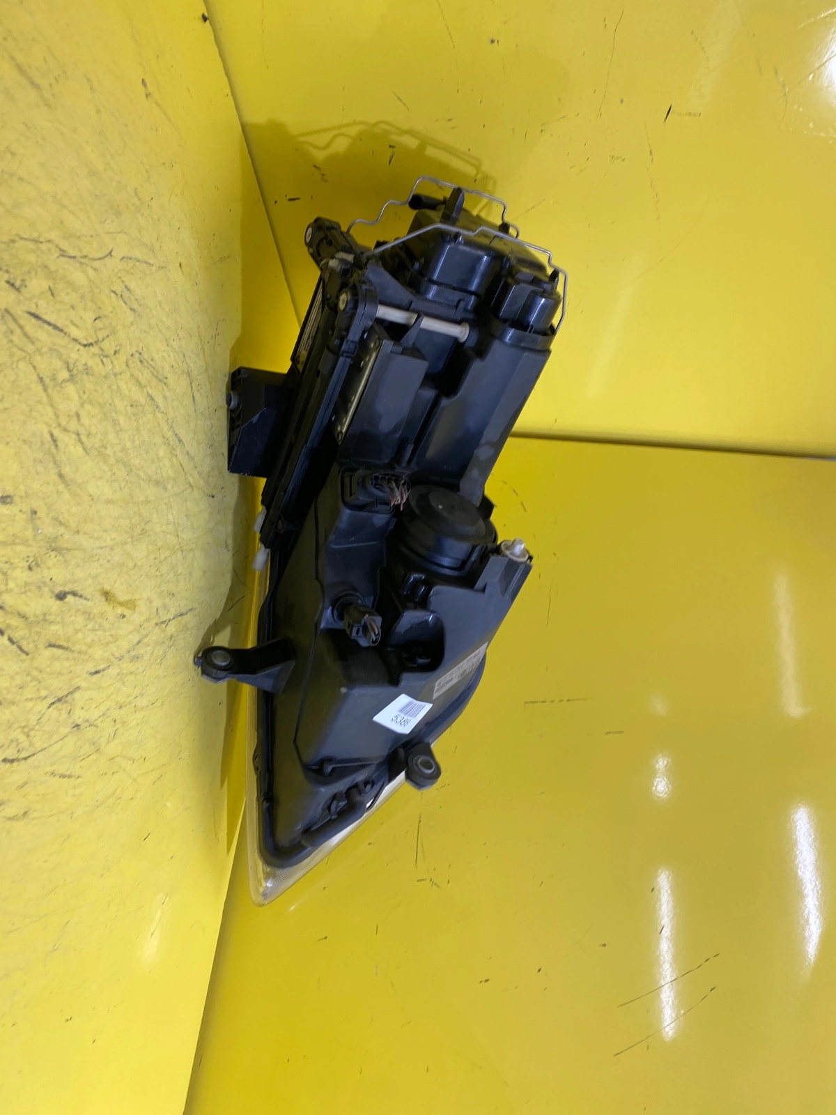 Phare gauche VW Phaeton XENON 3D1941015H Autolamps 3 Phare gauche VW Phaeton XENON 3D1941015H