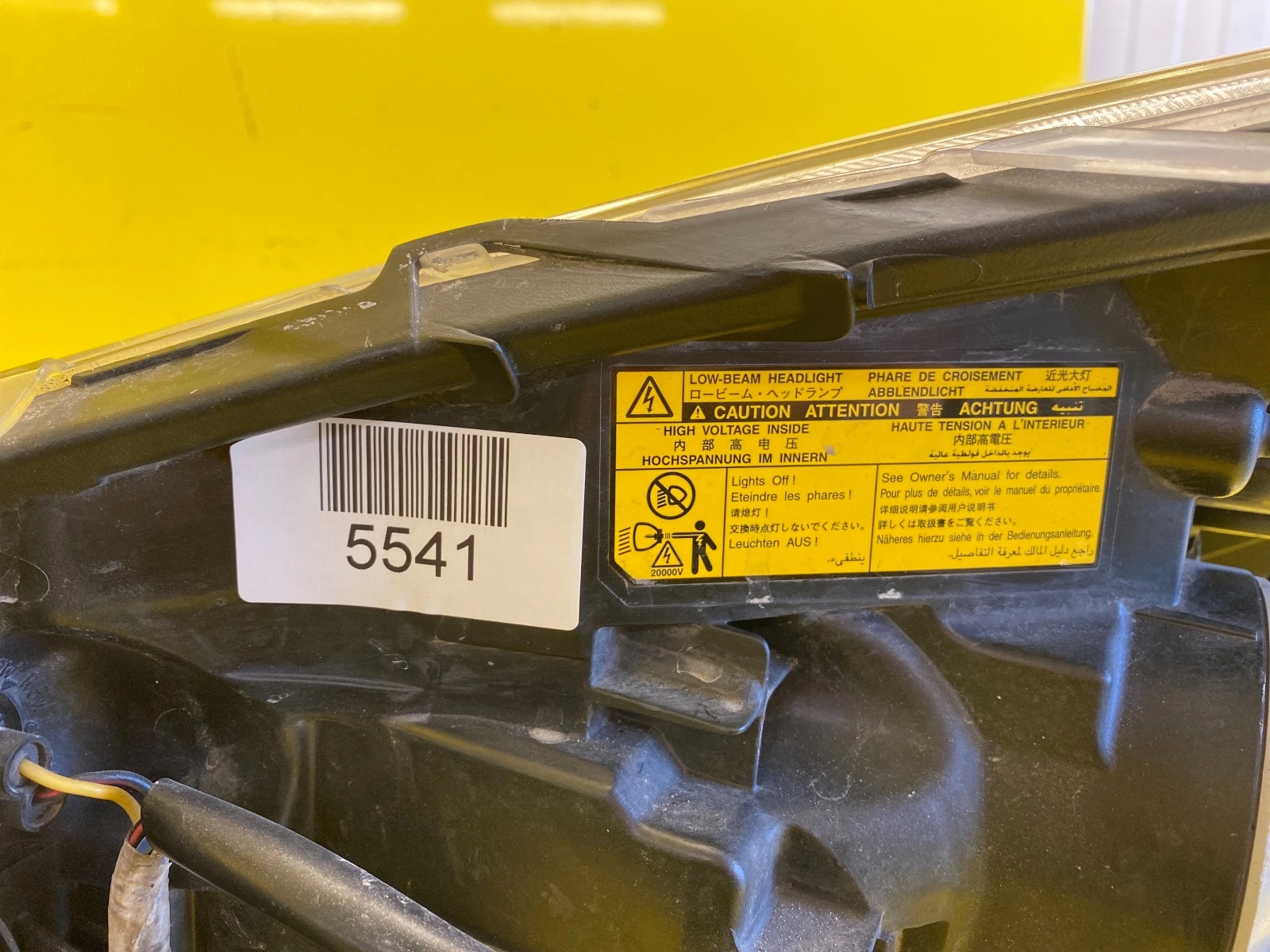 Phare droit SUBARU LEGACY OUTBACK LIFT 12-14 XENON Autolamps 2 Phare droit SUBARU LEGACY OUTBACK LIFT 12-14 XENON