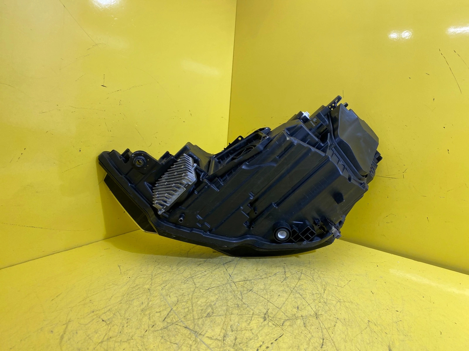 Phare droit Audi A6 C8 4K0 18+ Full Led Autolamps 3 Phare droit Audi A6 C8 4K0 18+ Full Led