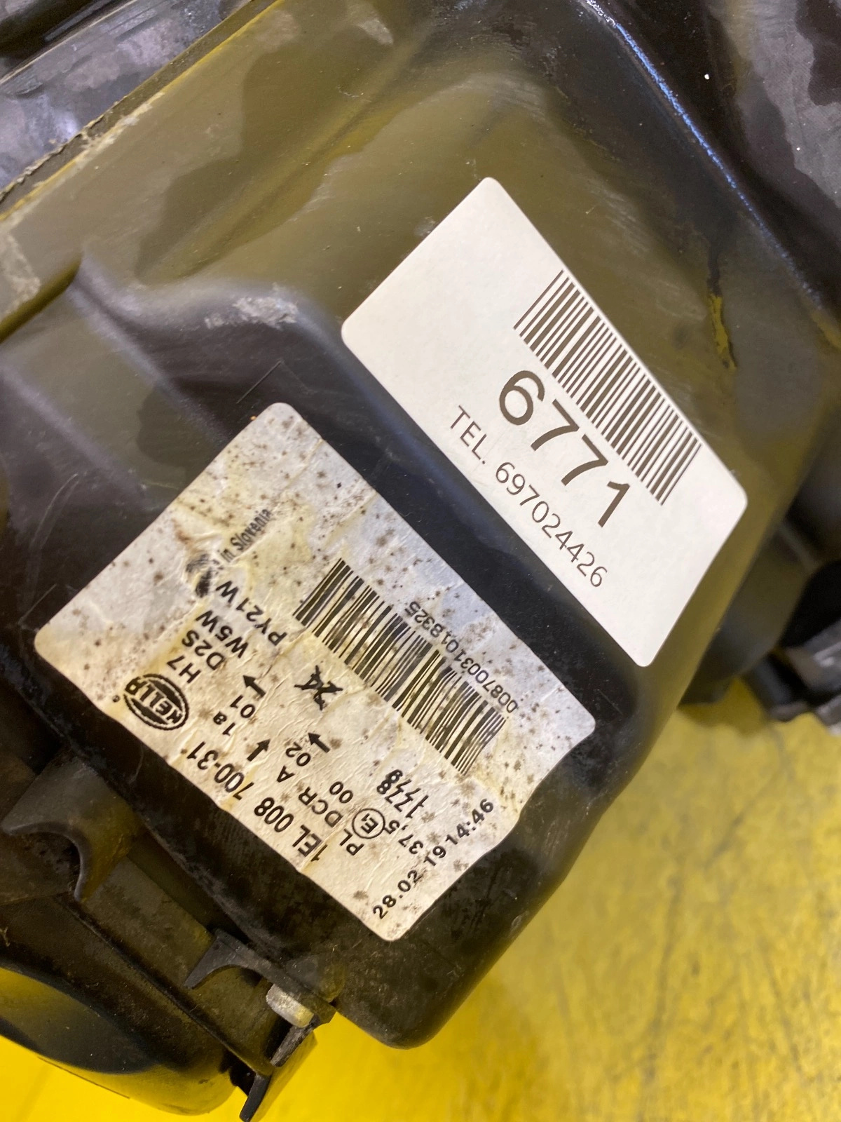 Projecteur GAUCHE Opel Astra III H Bi-Xénon non torsadé Autolamps 2 Projecteur GAUCHE Opel Astra III H Bi-Xénon non torsadé