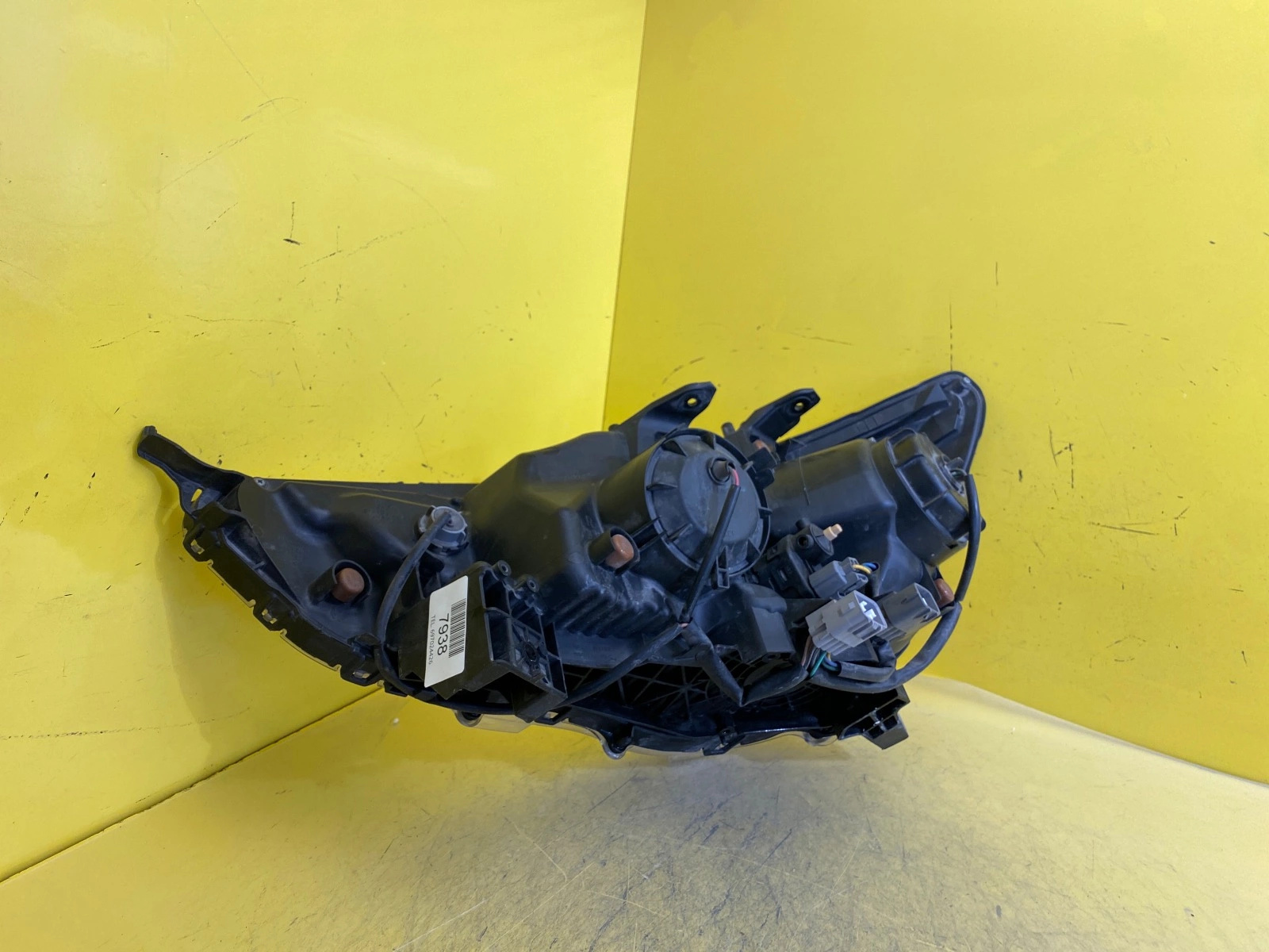 Projecteur droit MITSUBISHI ASX 10′-15 » Autolamps 2 Projecteur droit MITSUBISHI ASX 10′-15 »