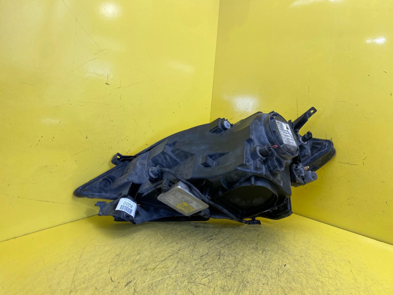 Phare droit HONDA HR-V 15-18 XENON Autolamps 2 Phare droit HONDA HR-V 15-18 XENON