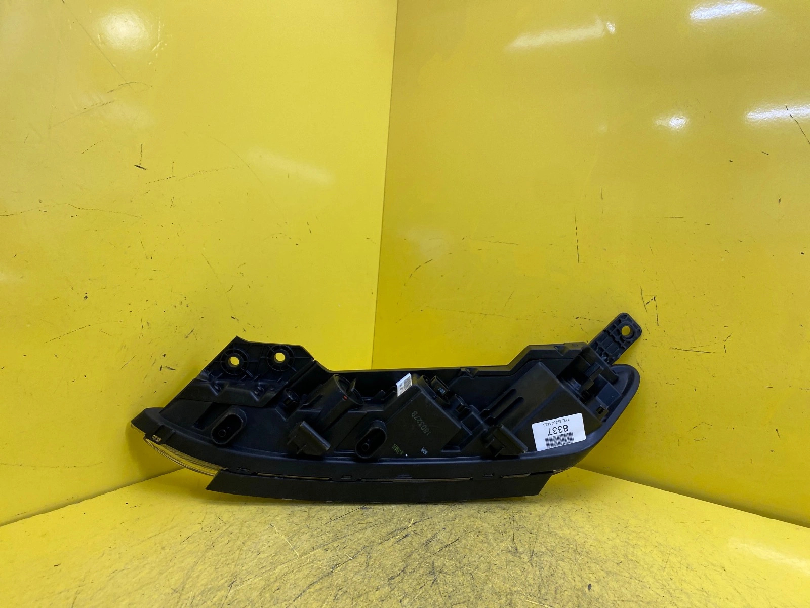 Phare droit HYUNDAI KONA 17-20 TOP LED Autolamps 2 Phare droit HYUNDAI KONA 17-20 TOP LED