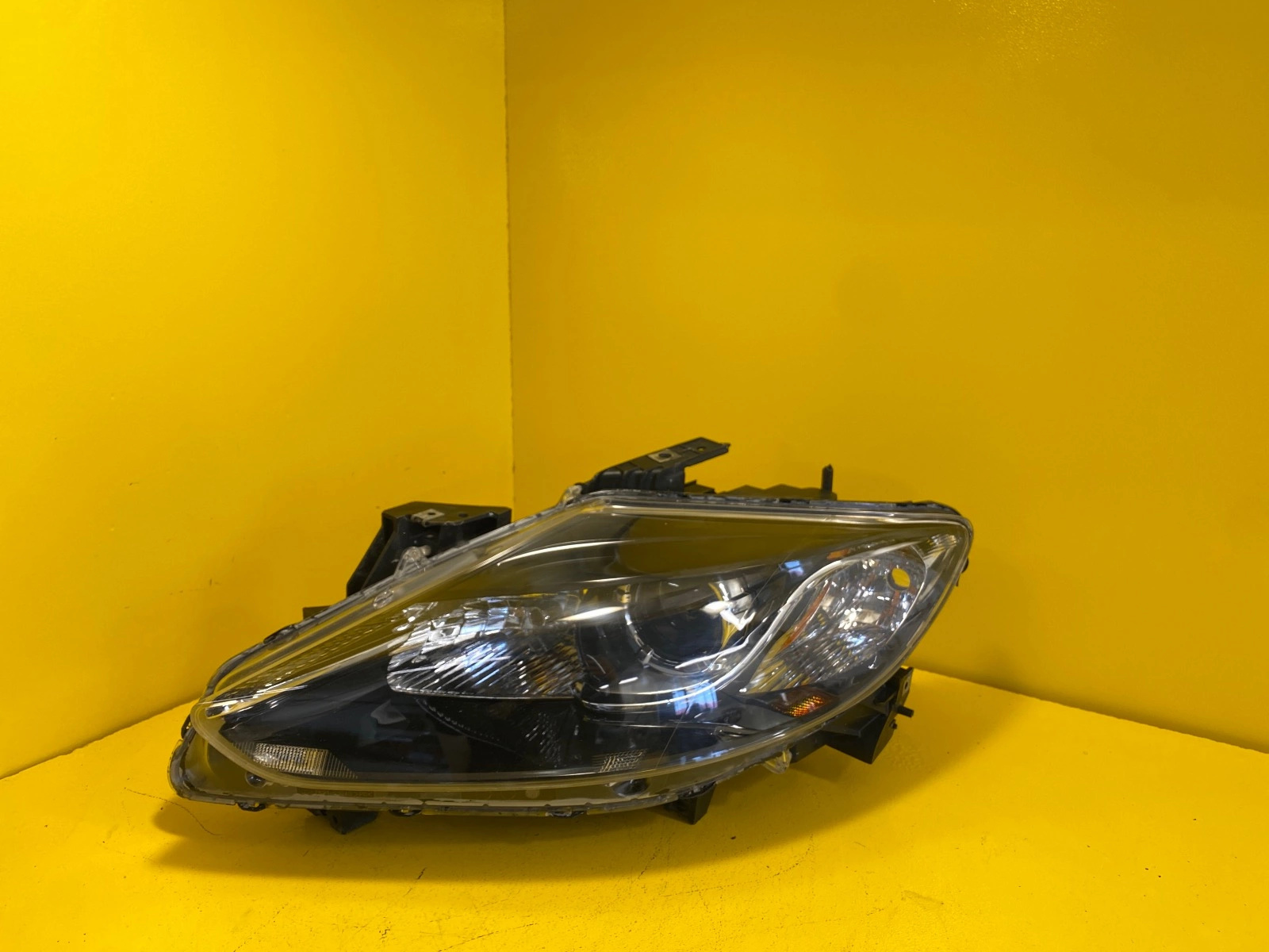 Phare GAUCHE MAZDA CX9 CX-9 Autolamps Phare GAUCHE MAZDA CX9 CX-9