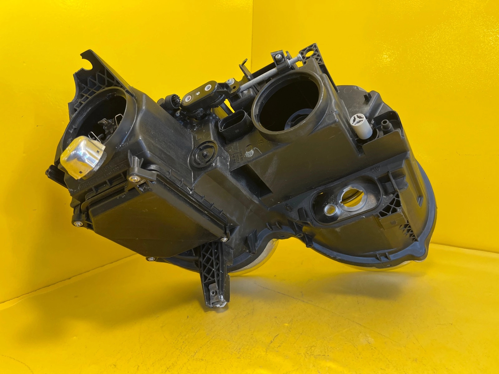 Projecteur GAUCHE Bentley GT/GTC Supersports Autolamps 3 Projecteur GAUCHE Bentley GT/GTC Supersports