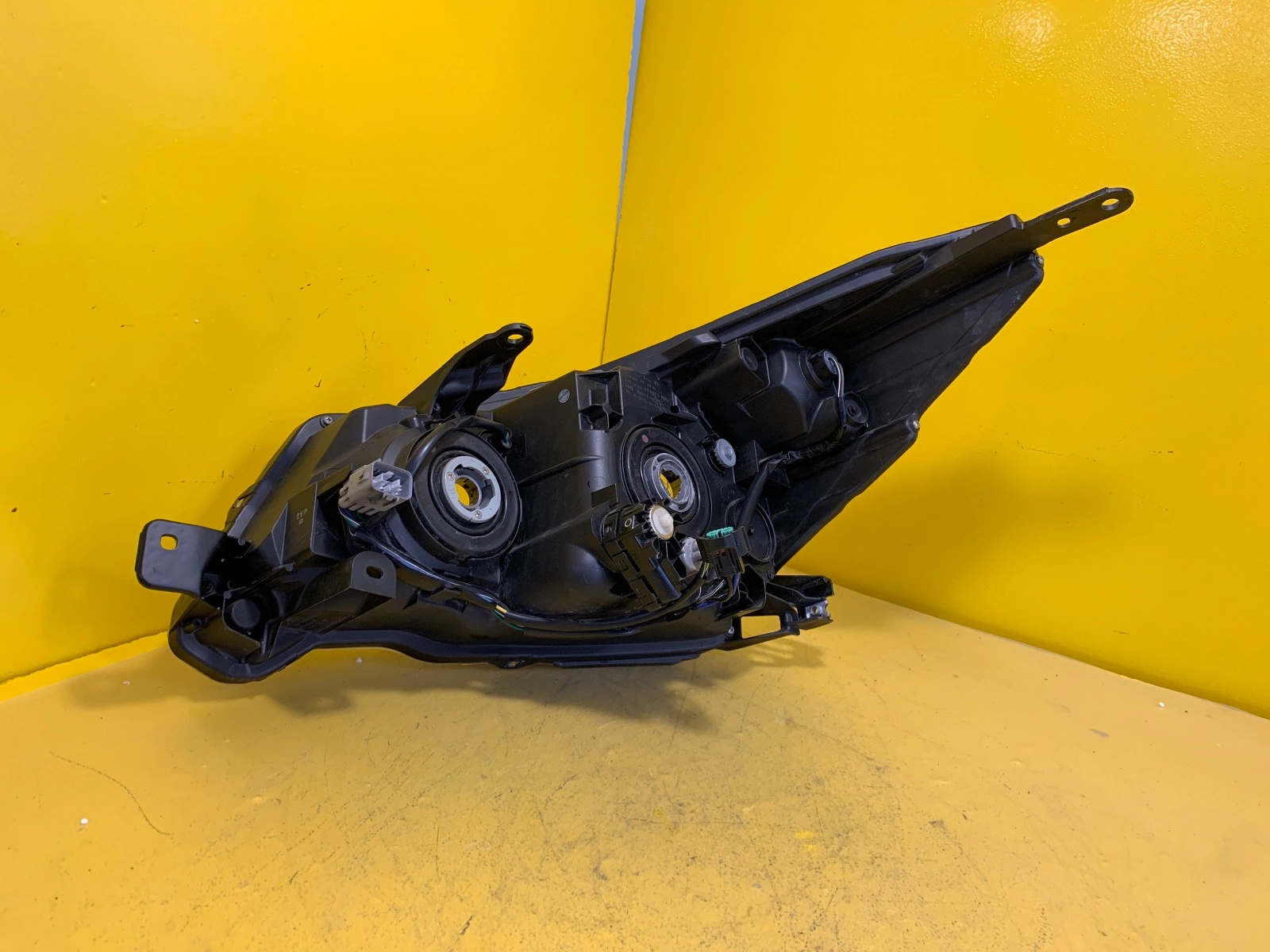 SUBARU FORESTER phare 08-12 DROIT LAMPS Autolamps 3 SUBARU FORESTER phare 08-12 DROIT LAMPS