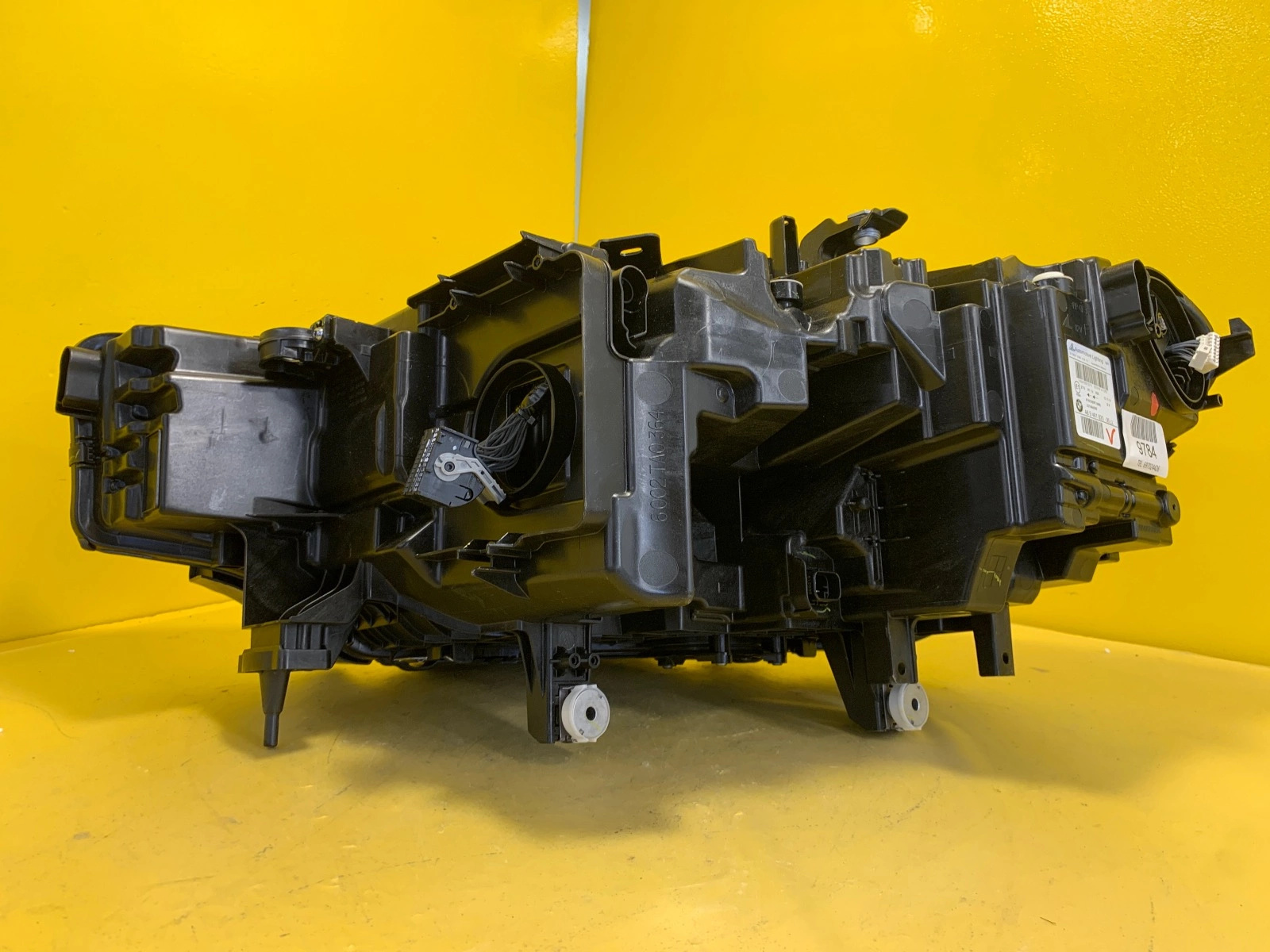 Phare droit BMW X7 G07 FULL LED ADAPTIVE 9481820-05 Autolamps 3 Phare droit BMW X7 G07 FULL LED ADAPTIVE 9481820-05