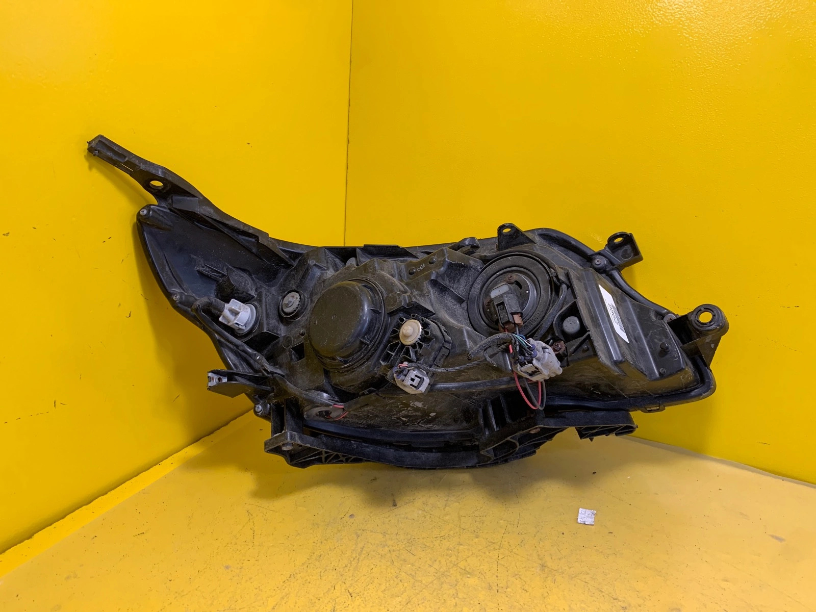 Phare gauche Subaru FORESTER 09-13 ordinaire Autolamps 4 Phare gauche Subaru FORESTER 09-13 ordinaire