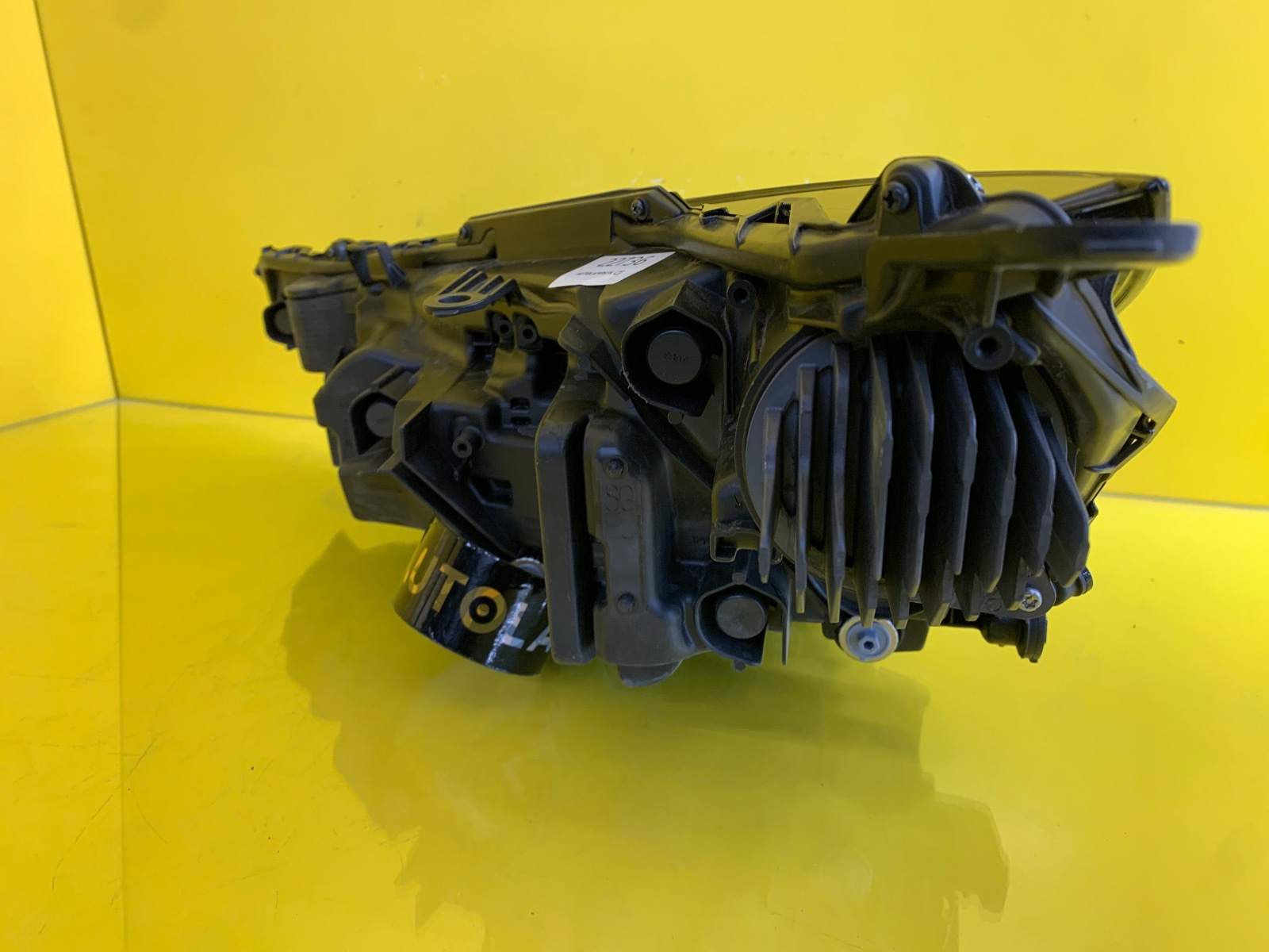 Phare droit Lexus NX NX350H NX450H Full Led 2022 Autolamps 4 Phare droit Lexus NX NX350H NX450H Full Led 2022