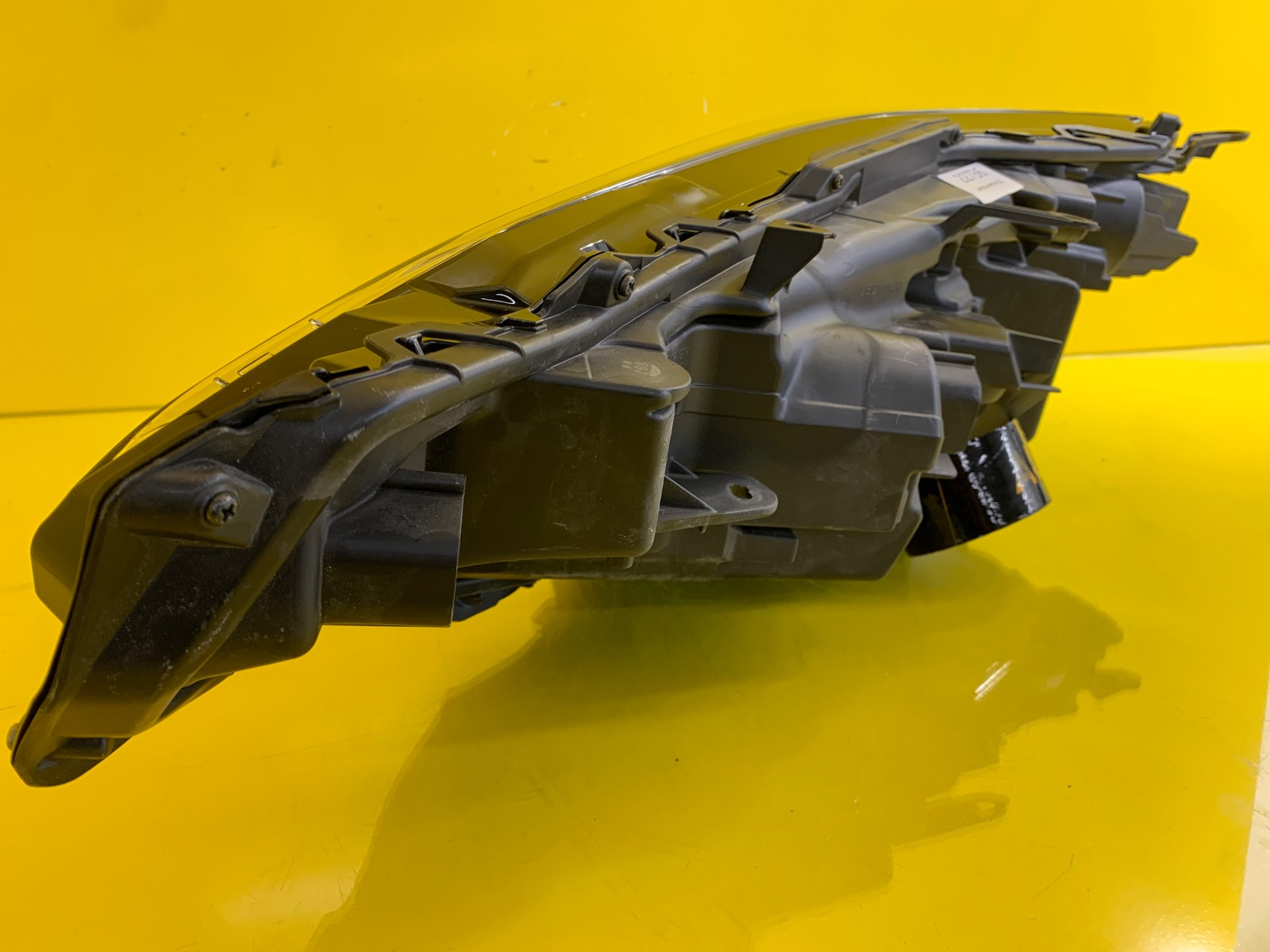 Phare droit Lexus NX NX350H NX450H Full Led 2022 Autolamps 5 Phare droit Lexus NX NX350H NX450H Full Led 2022