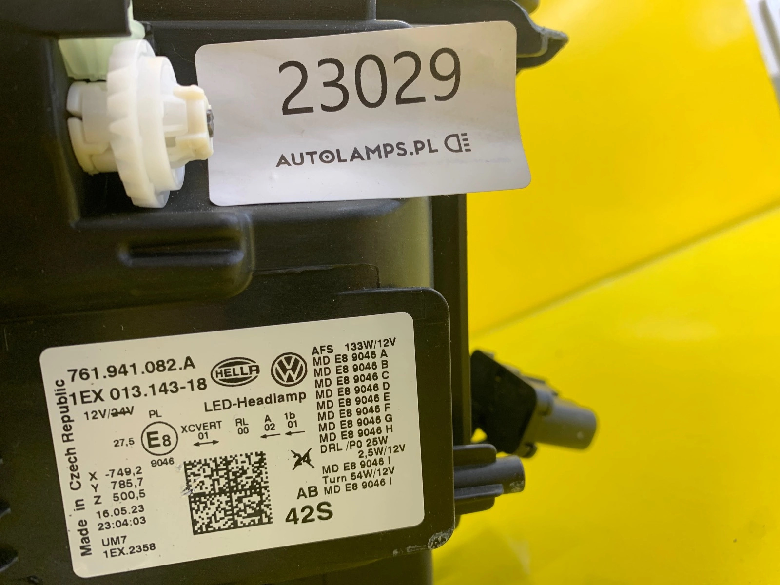 VW Touareg 761 R-Line Phare Droit Full Led Matrix 761941081A Autolamps 2 VW Touareg 761 R-Line Phare Droit Full Led Matrix 761941081A