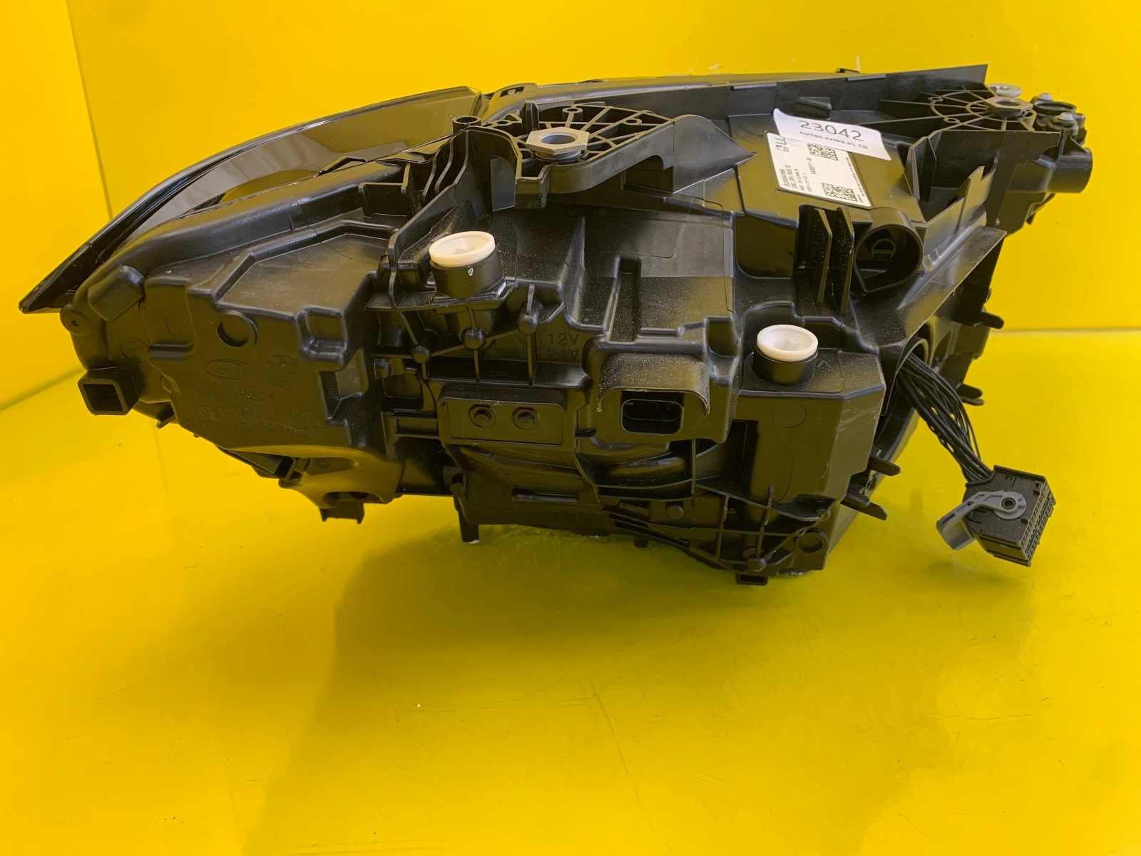 Phare gauche BMW 4 G22 G23 G26 Lift LCI LED 5A3B2F7-06 Autolamps 4 Phare gauche BMW 4 G22 G23 G26 Lift LCI LED 5A3B2F7-06