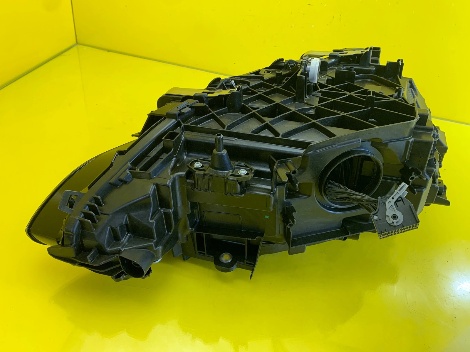 Phare gauche BMW 4 G22 G23 G26 Lift LCI LED 5A3B2F7-06 Autolamps 7 Phare gauche BMW 4 G22 G23 G26 Lift LCI LED 5A3B2F7-06