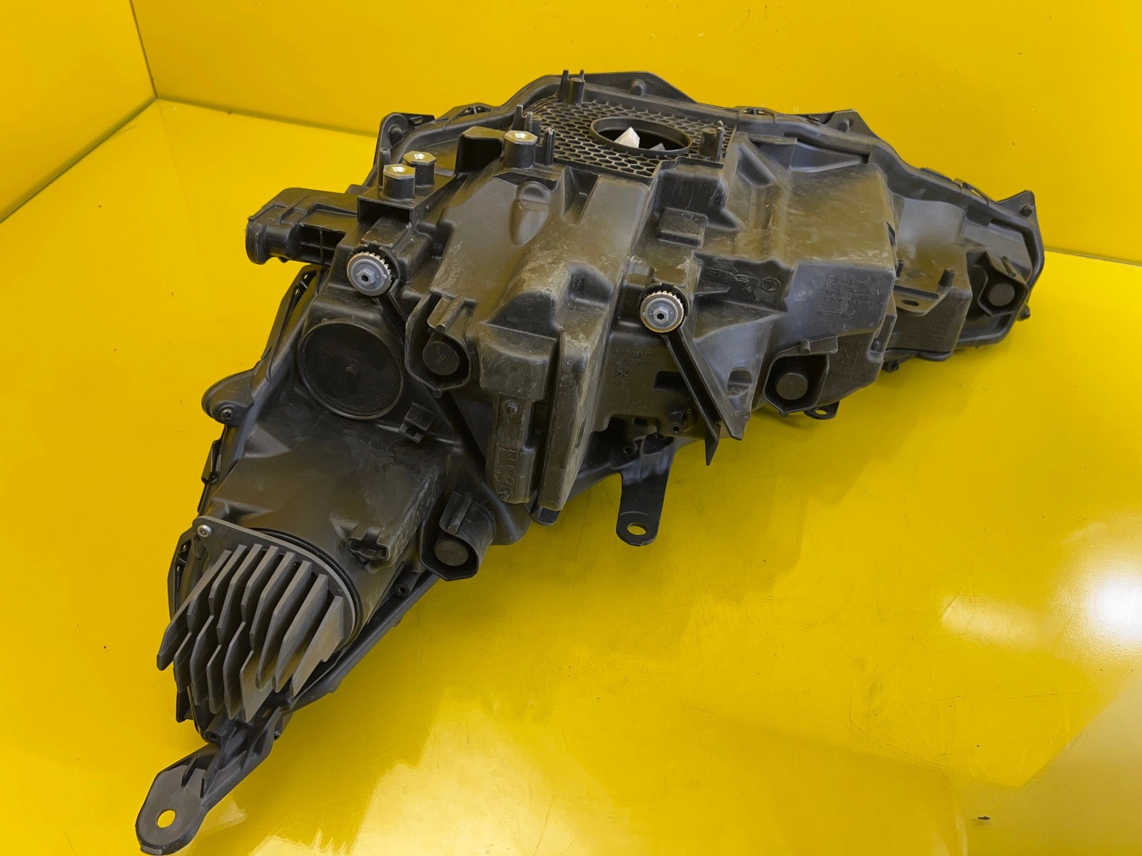 Phare droit Lexus NX NX350H NX450H Full Led 2022 Autolamps 5 Phare droit Lexus NX NX350H NX450H Full Led 2022