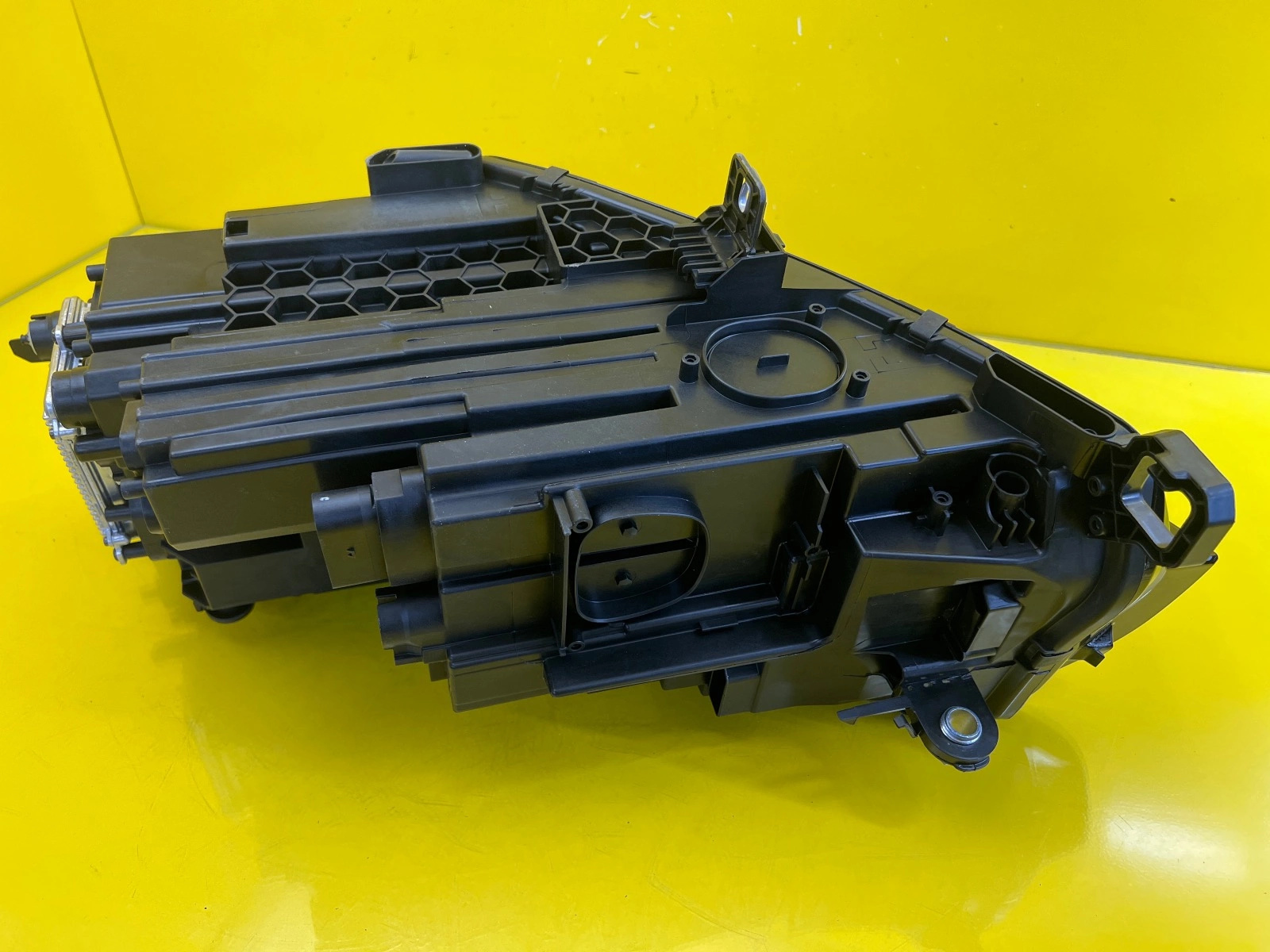 Phare avant droit VW Tiguan 3 III 571 Full Led 571941060 Autolamps 6 Phare avant droit VW Tiguan 3 III 571 Full Led 571941060