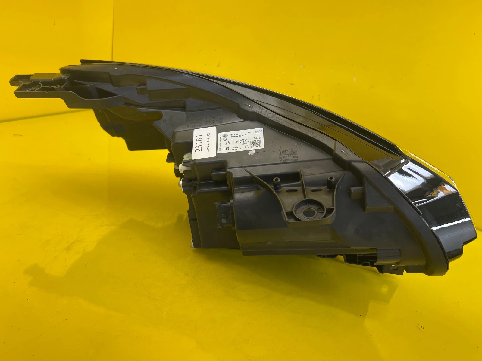 Phare avant gauche Renault Captur II Full Led 260608054R Autolamps 3 Phare avant gauche Renault Captur II Full Led 260608054R