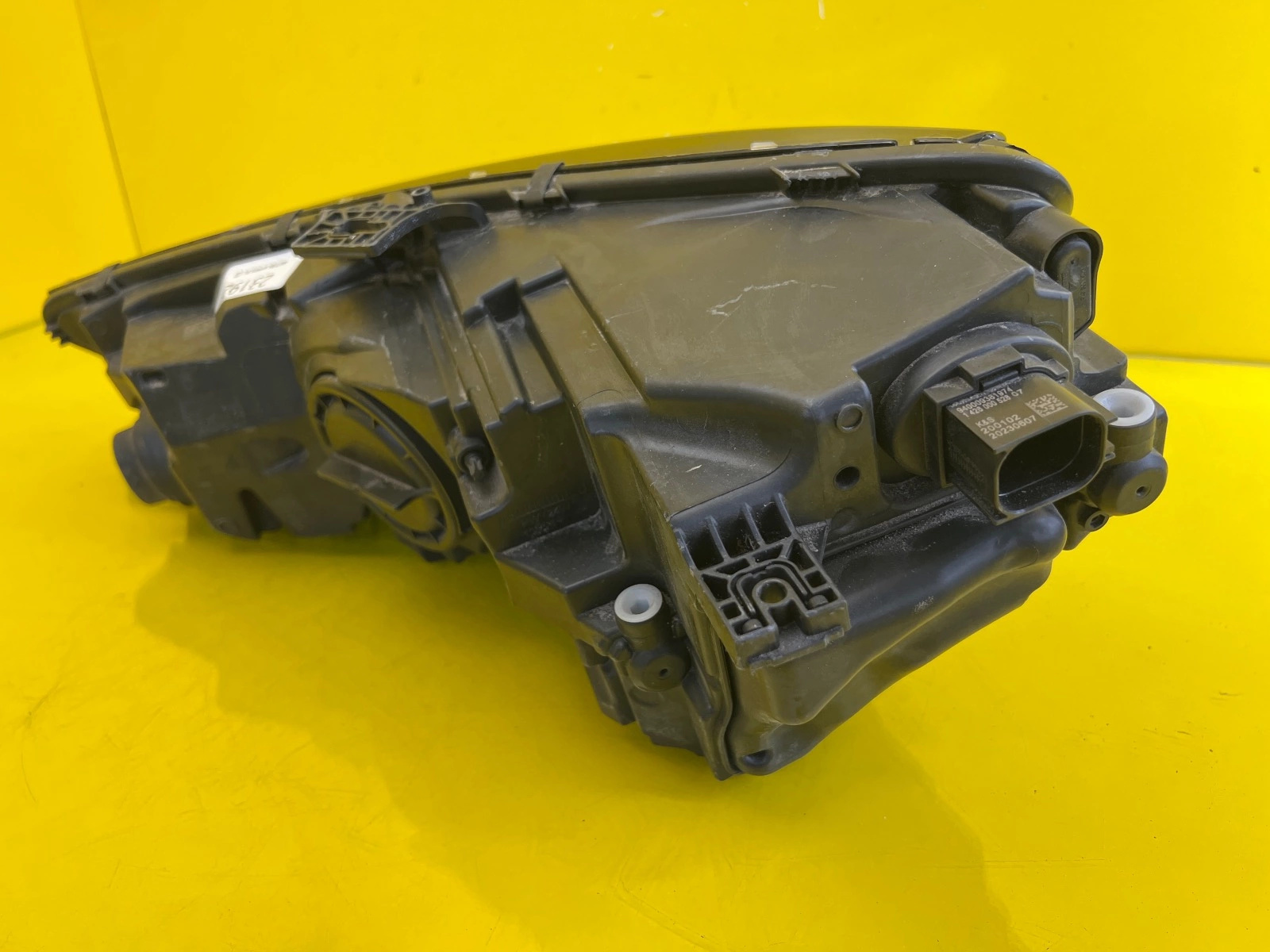 Phare droit Audi A4 B9 Lift Full Led 8W0941012 Autolamps 3 Phare droit Audi A4 B9 Lift Full Led 8W0941012