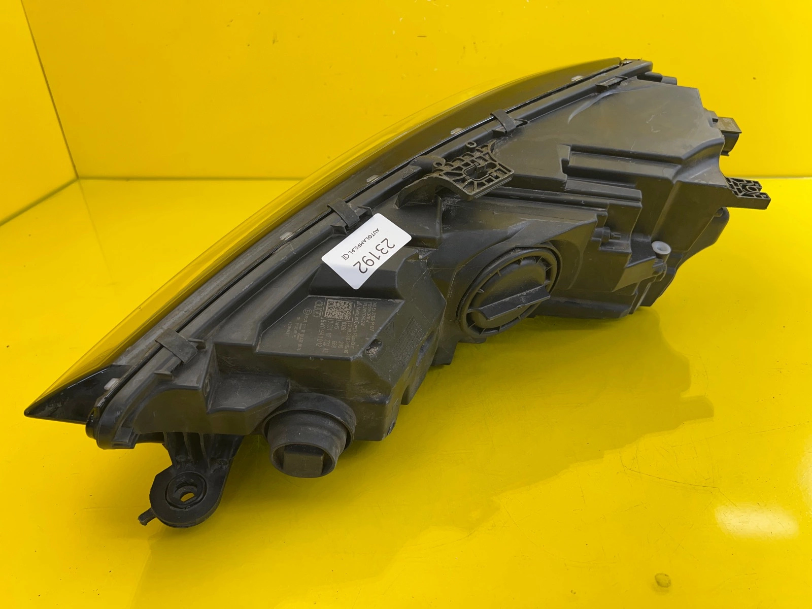 Phare droit Audi A4 B9 Lift Full Led 8W0941012 Autolamps 4 Phare droit Audi A4 B9 Lift Full Led 8W0941012