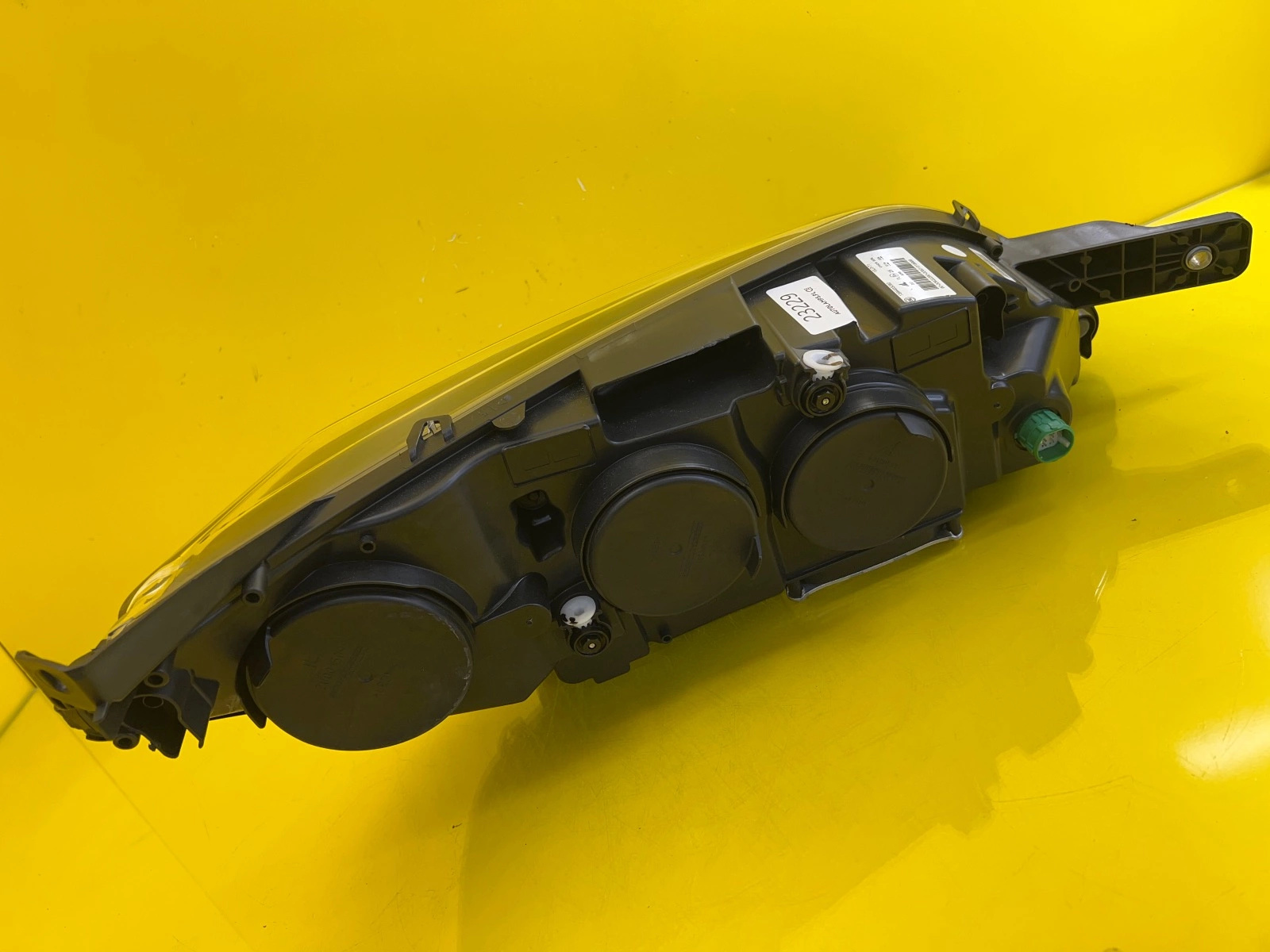 Phare gauche Fiat Ducato III Lift avec LED 1394433080 Autolamps 3 Phare gauche Fiat Ducato III Lift avec LED 1394433080