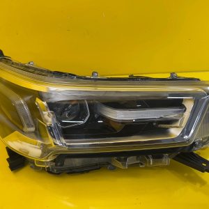 Phare droit Toyota Hilux VIII 8 Lift Full Led