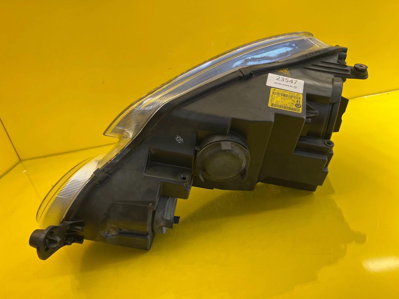 Phare avant droit Skoda Yeti 5L Xenon 5L1941016B Autolamps 3 Phare avant droit Skoda Yeti 5L Xenon 5L1941016B