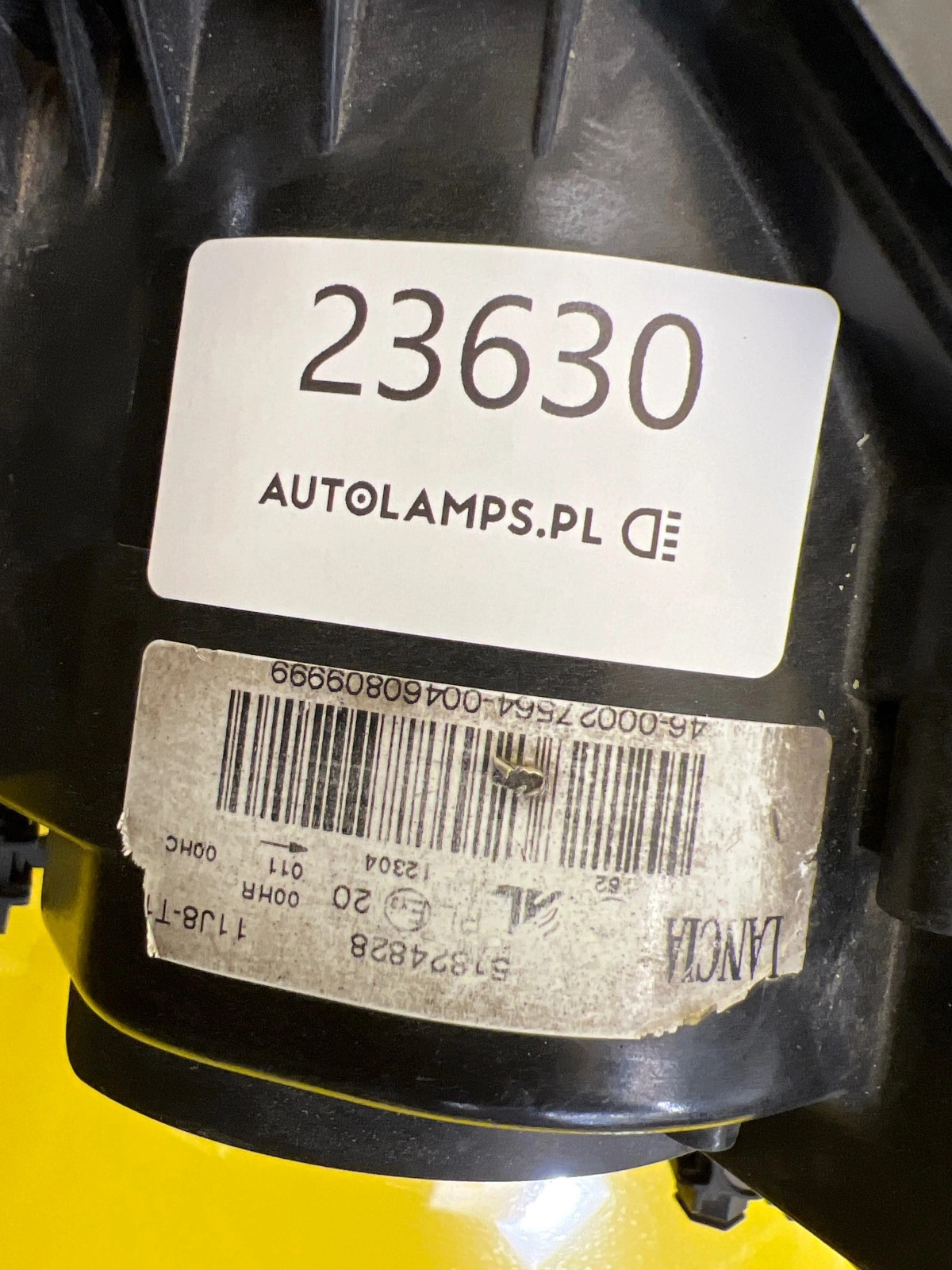 Phare droit Lancia Delta III 08-14 11J8-T1 Autolamps 2 Phare droit Lancia Delta III 08-14 11J8-T1