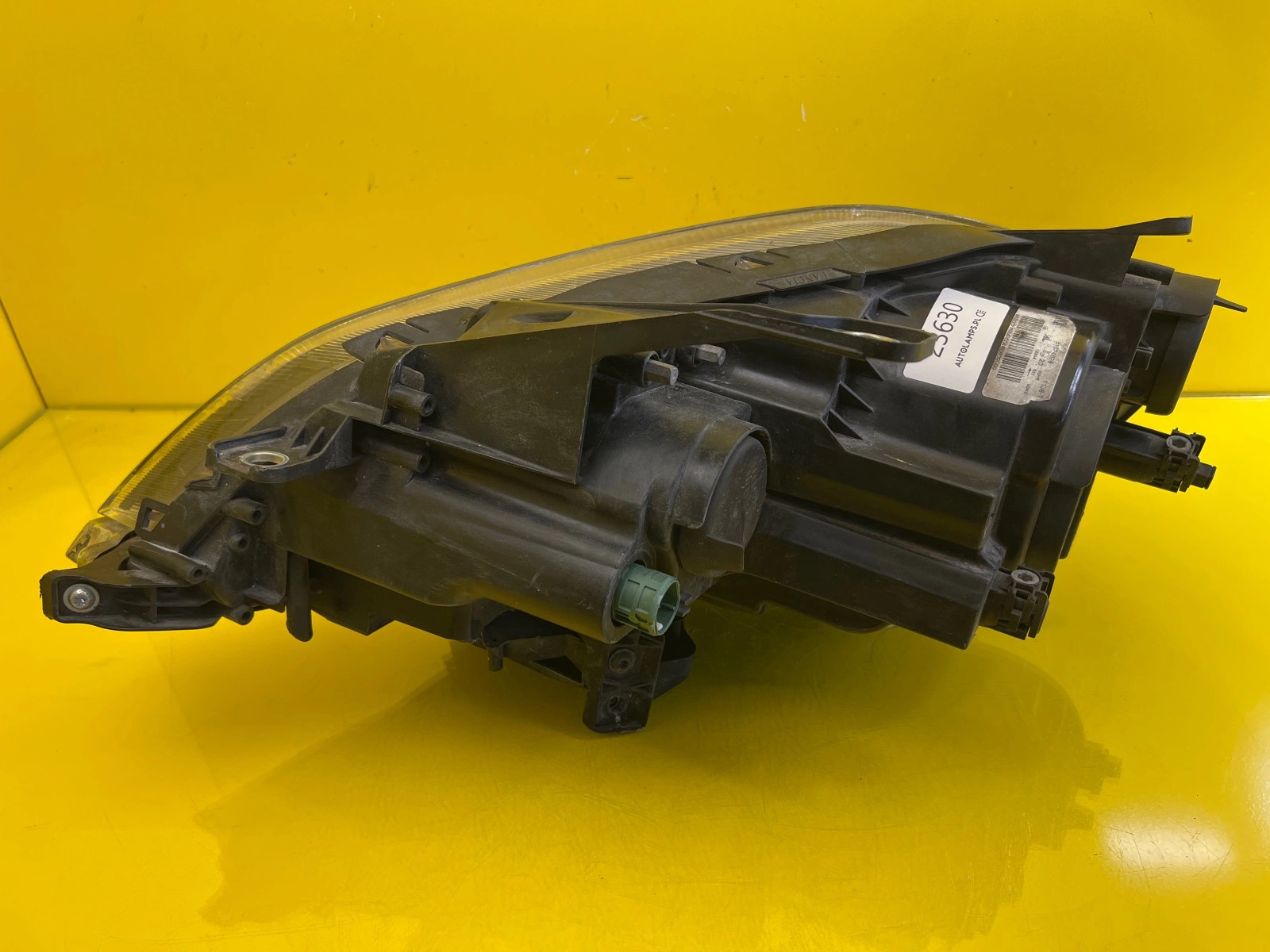 Phare droit Lancia Delta III 08-14 11J8-T1 Autolamps 3 Phare droit Lancia Delta III 08-14 11J8-T1