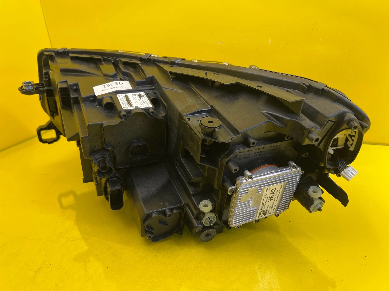 Phare avant droit VW Tiguan III 3 571 Full Led 2024- 571941006B Autolamps 4 Phare avant droit VW Tiguan III 3 571 Full Led 2024- 571941006B