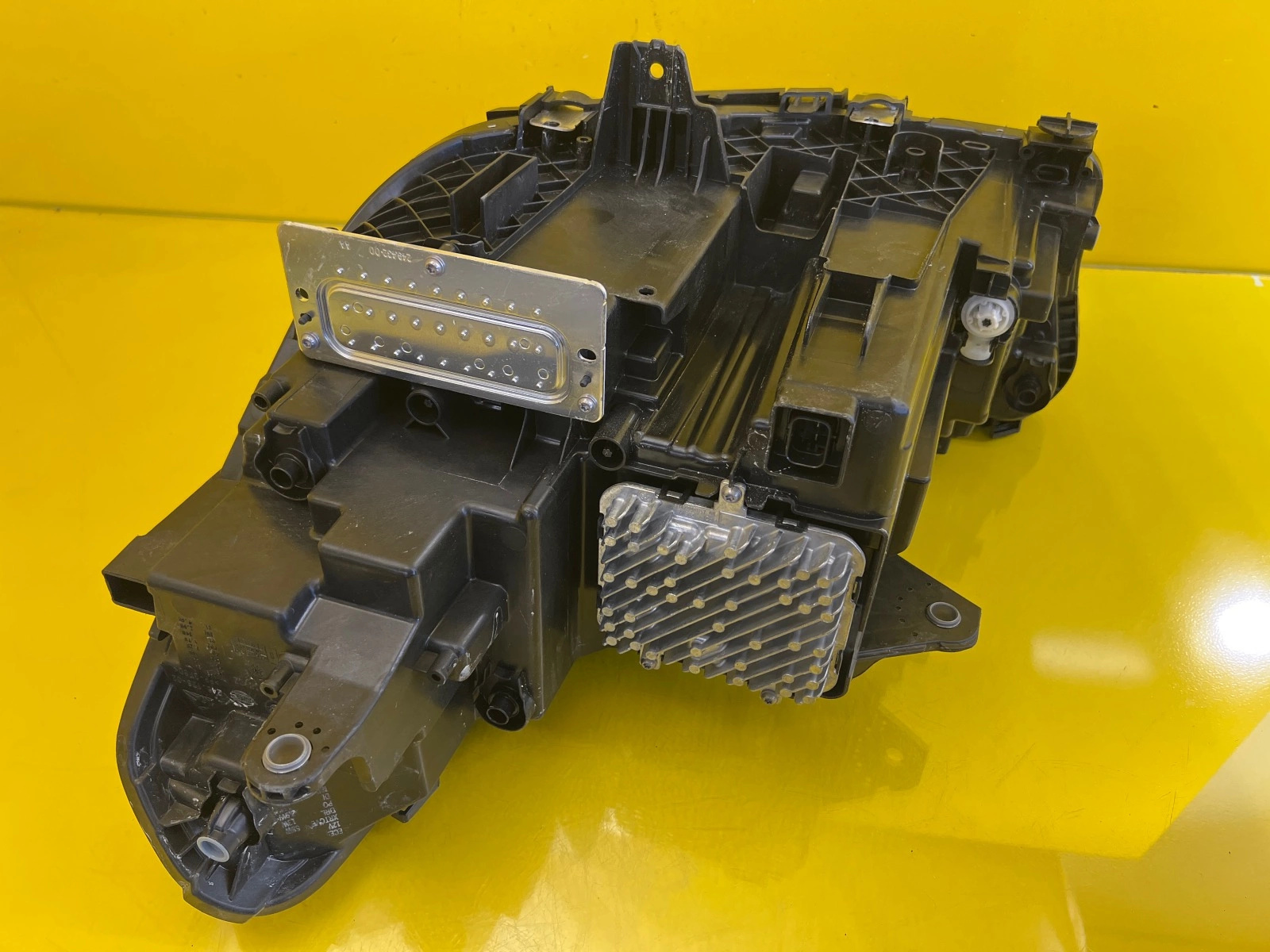 Phare droit BMW X1 U11 22- Full Led 5A9A228-01 Autolamps 6 Phare droit BMW X1 U11 22- Full Led 5A9A228-01