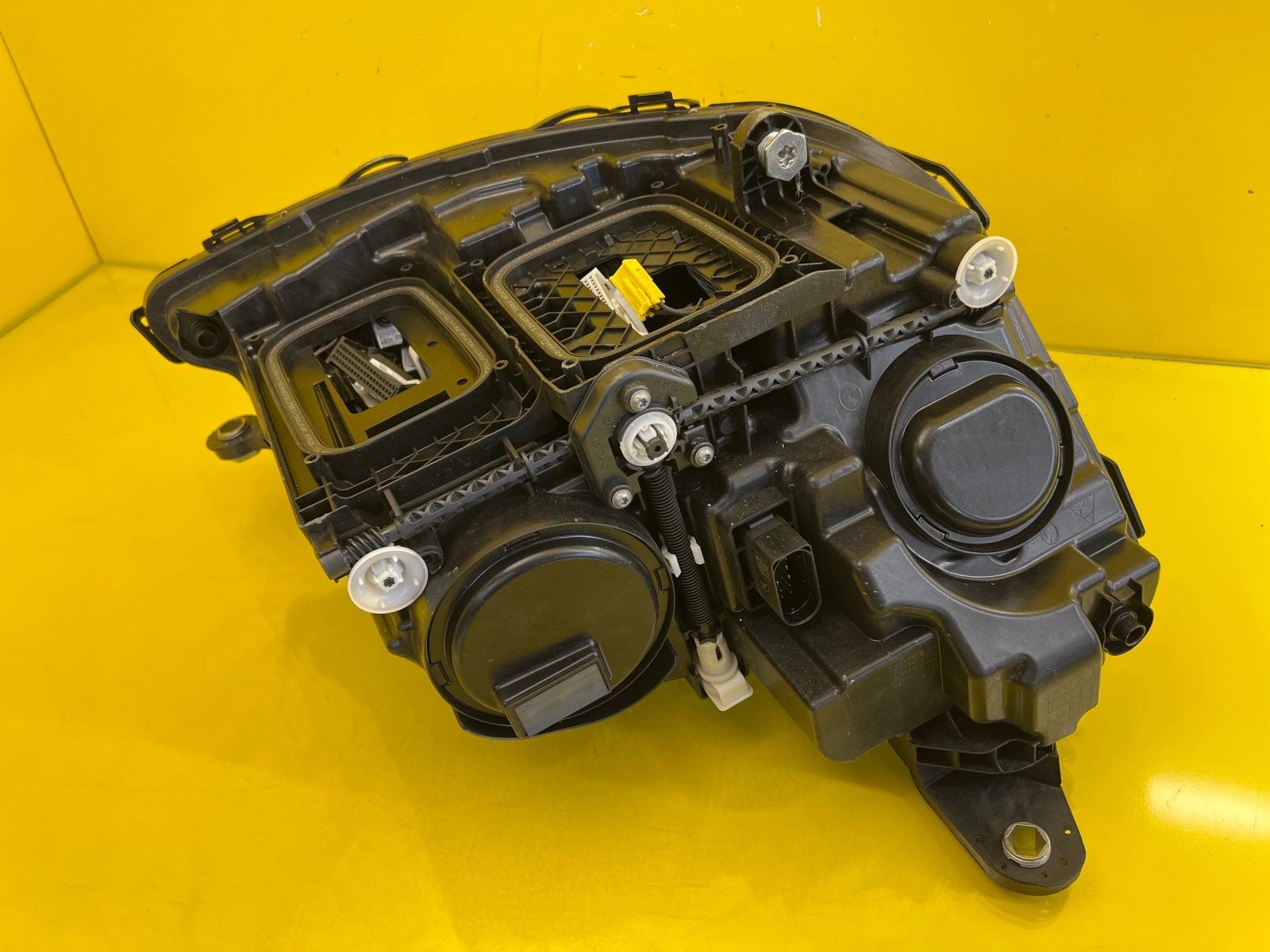 Phare gauche Mercedes Classe E W213 Led Multibeam A2139068339 Autolamps 6 Phare gauche Mercedes Classe E W213 Led Multibeam A2139068339