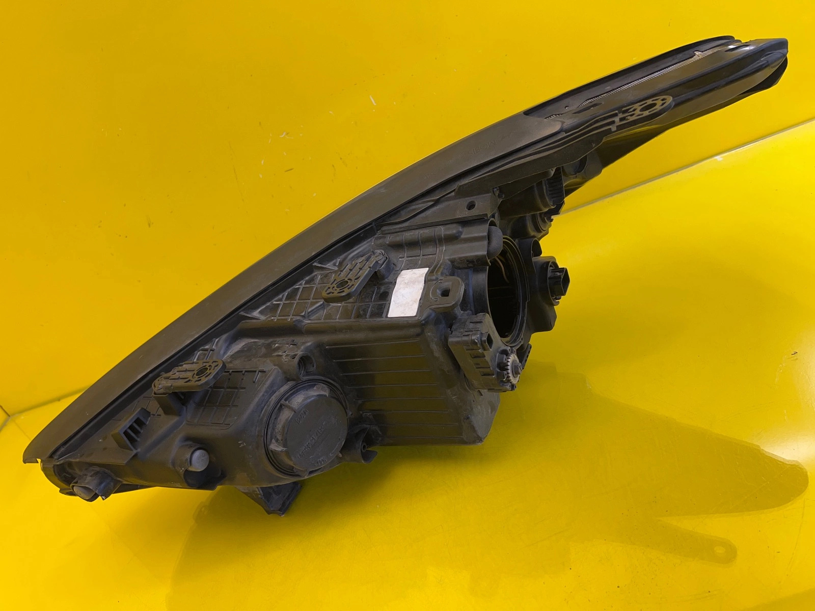 Phare droit Hyundai Santa Fe III 12-15 Lentille Autolamps 2 Phare droit Hyundai Santa Fe III 12-15 Lentille