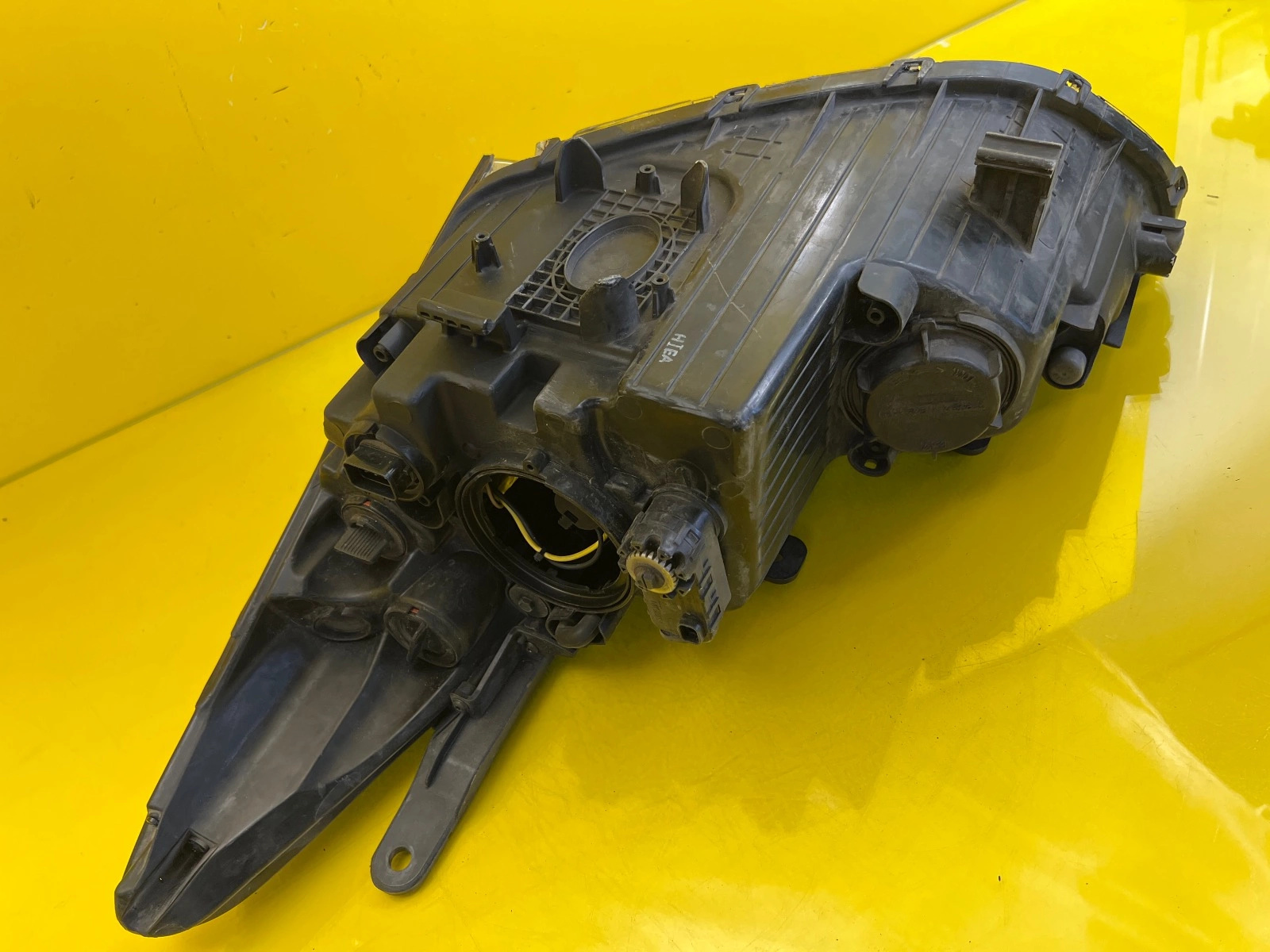 Phare droit Hyundai Santa Fe III 12-15 Lentille Autolamps 4 Phare droit Hyundai Santa Fe III 12-15 Lentille