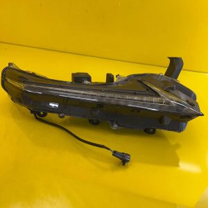 Phare avant droit Lexus NX 300H LED DRL