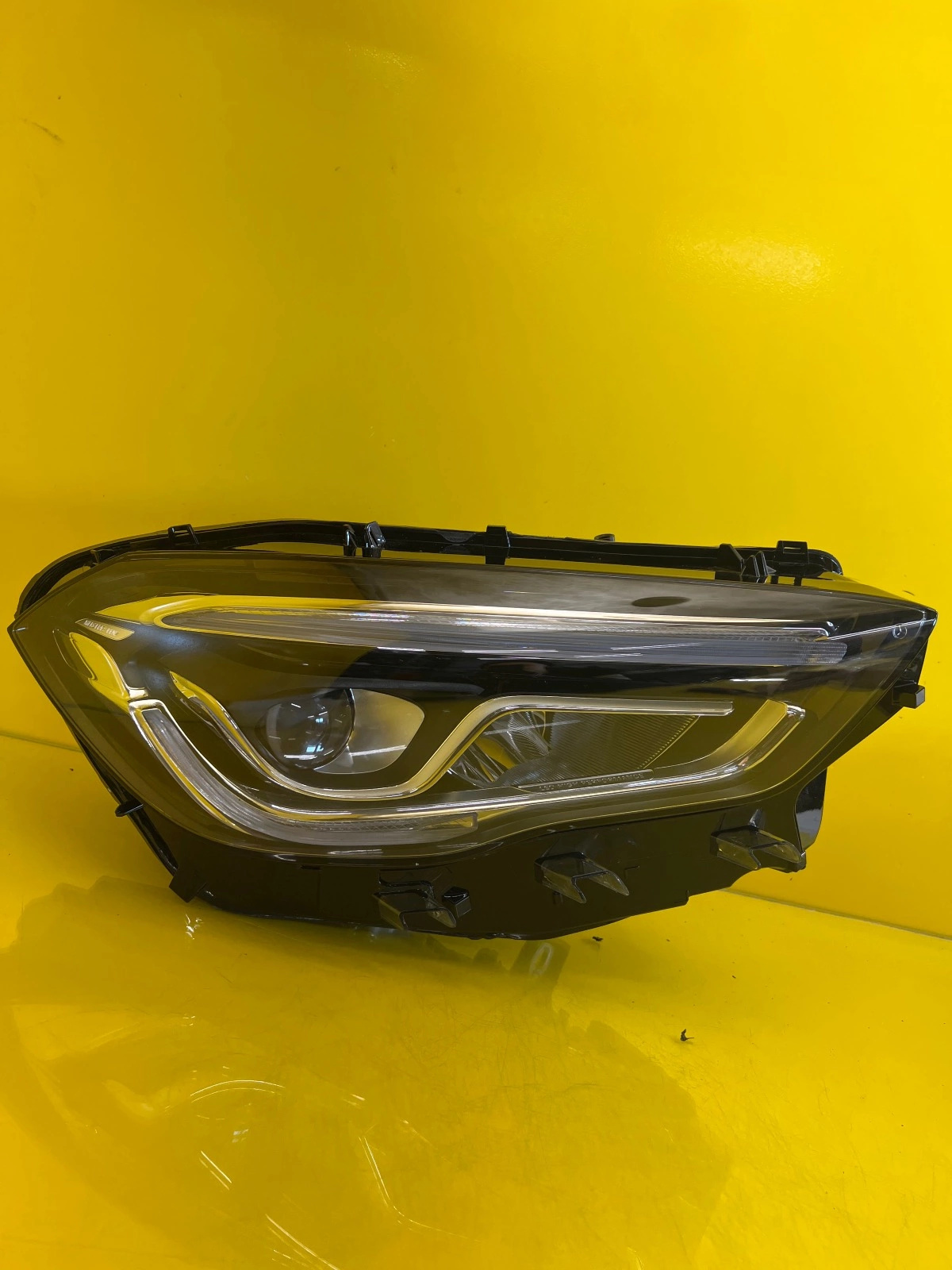 Phare droit Mercedes GLA H247 247 LED Haute Performance A2479063805 Autolamps Phare droit Mercedes GLA H247 247 LED Haute Performance A2479063805
