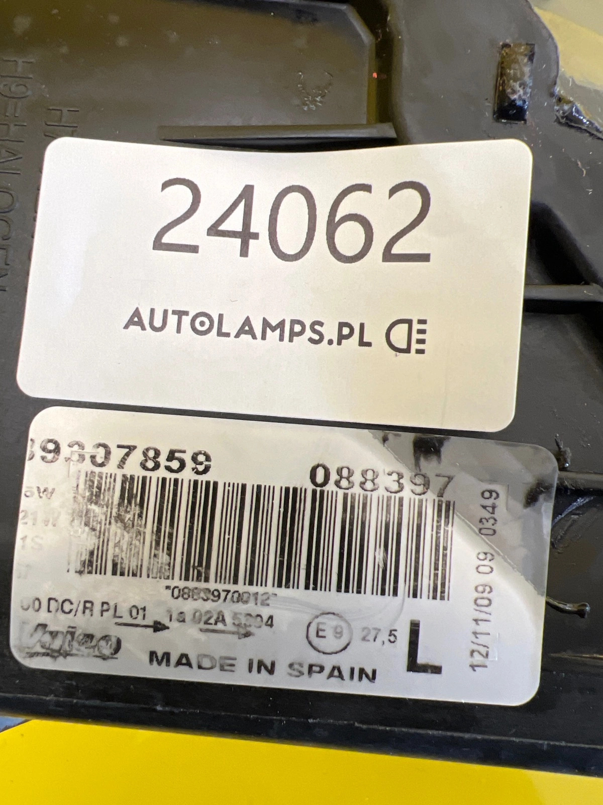 Phare avant gauche VW Touareg 1 7L6 02-06 Xenon Autolamps 2 Phare avant gauche VW Touareg 1 7L6 02-06 Xenon