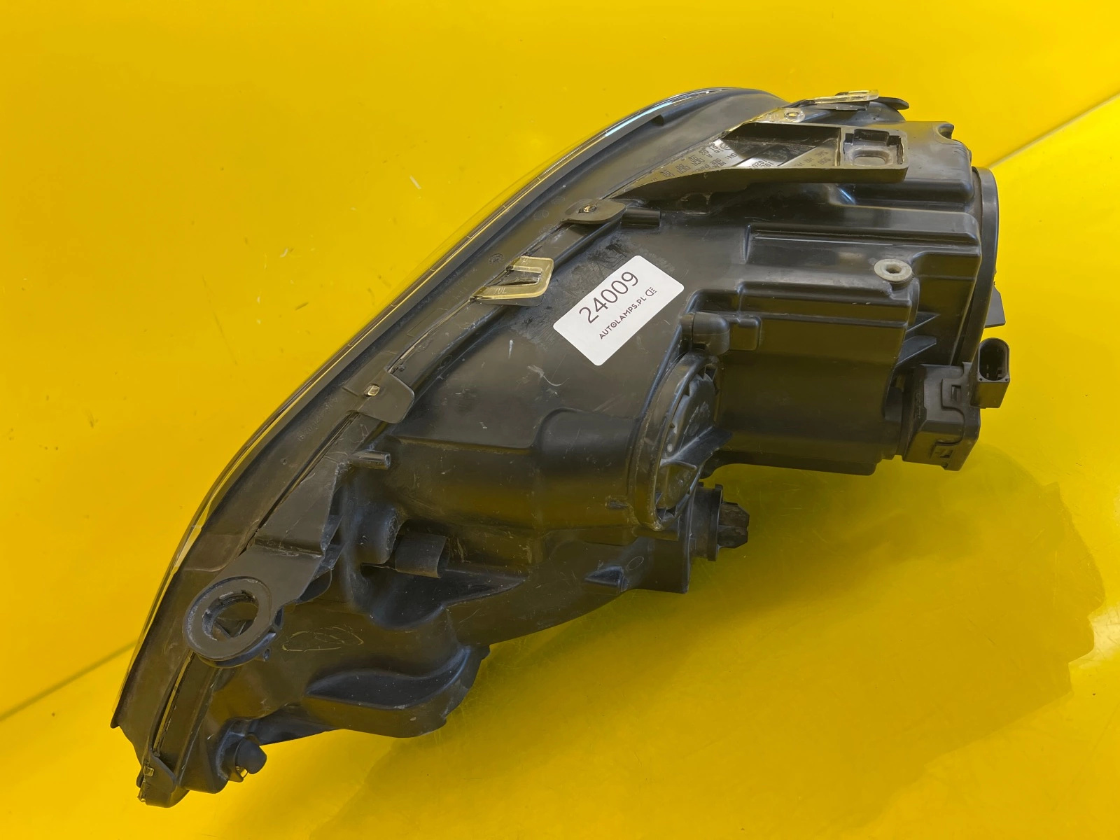 Phare Mercedes ML W164 05-08 Lampe Droite Lentille Normale Noir Autolamps 3 Phare Mercedes ML W164 05-08 Lampe Droite Lentille Normale Noir