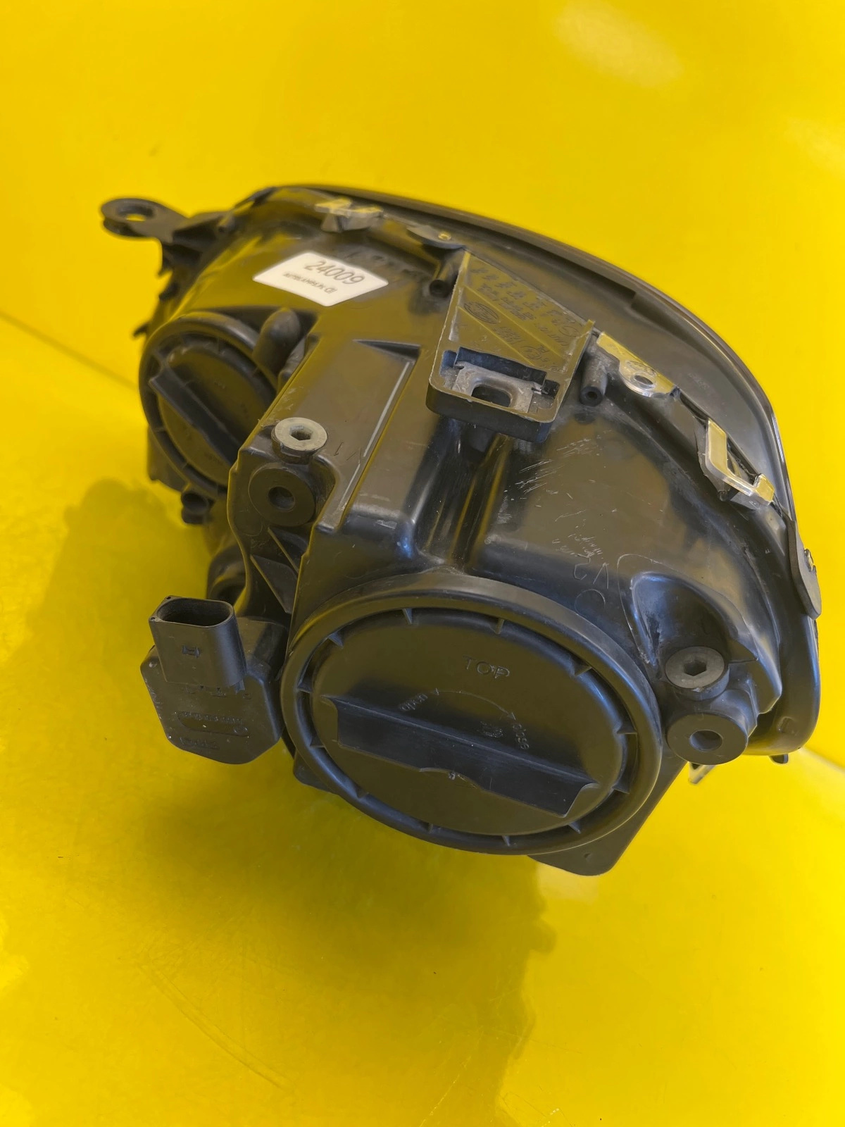 Phare Mercedes ML W164 05-08 Lampe Droite Lentille Normale Noir Autolamps 4 Phare Mercedes ML W164 05-08 Lampe Droite Lentille Normale Noir