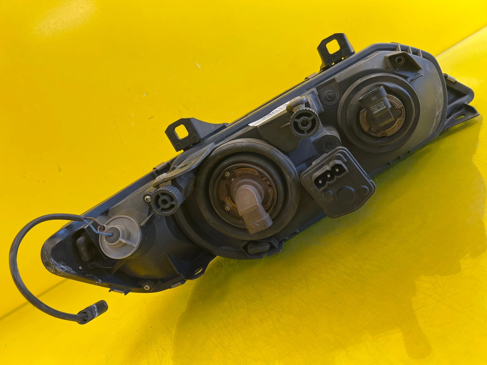 Phare avant gauche BMW Z3 E36 95- Autolamps 4 Phare avant gauche BMW Z3 E36 95-