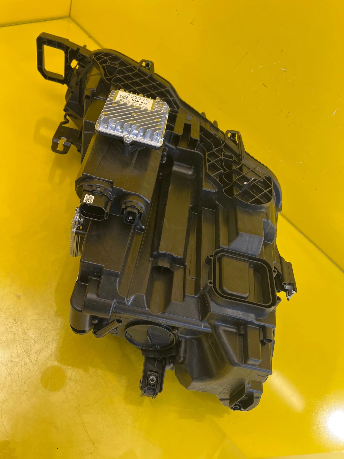 Phare gauche VW Terramar Full Led Matrix 578941059C Autolamps 6 Phare gauche VW Terramar Full Led Matrix 578941059C