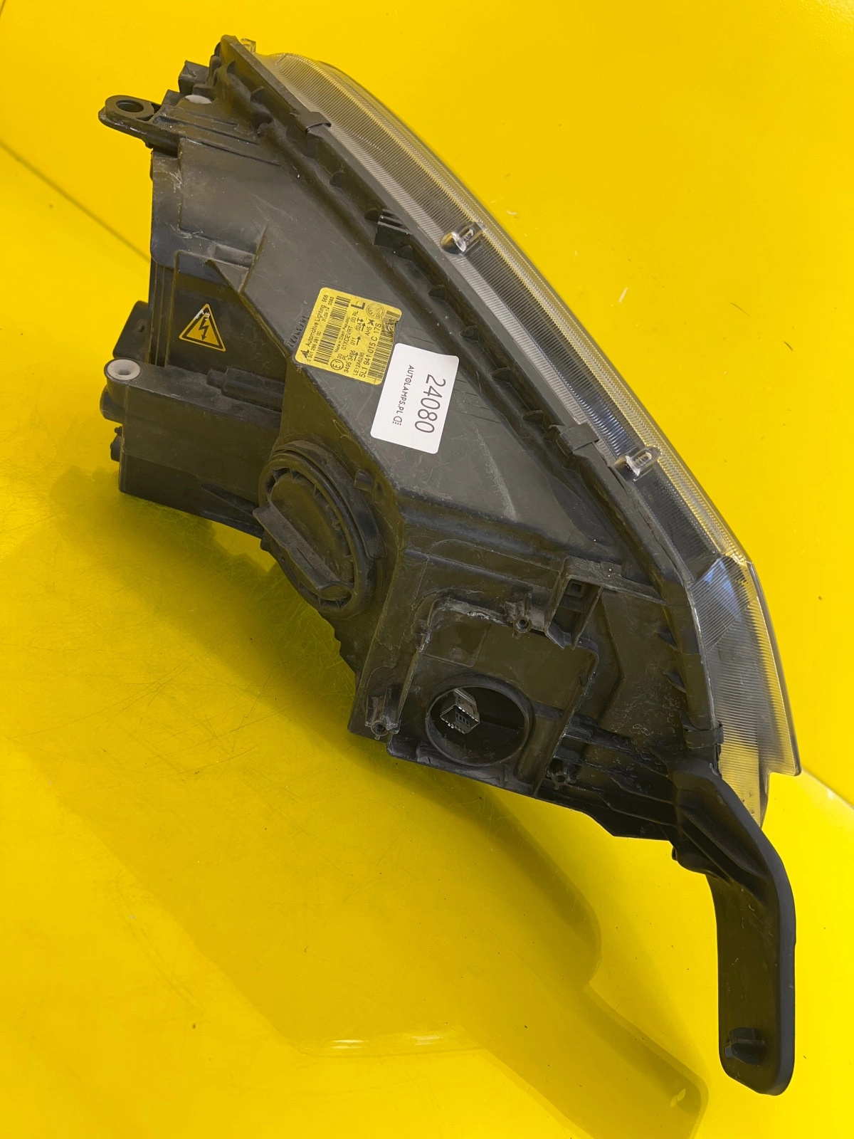 Phare gauche Skoda Yeti FL Lift 13- Bi-Xenon Led lamp 5L1941015C Autolamps 3 Phare gauche Skoda Yeti FL Lift 13- Bi-Xenon Led lamp 5L1941015C