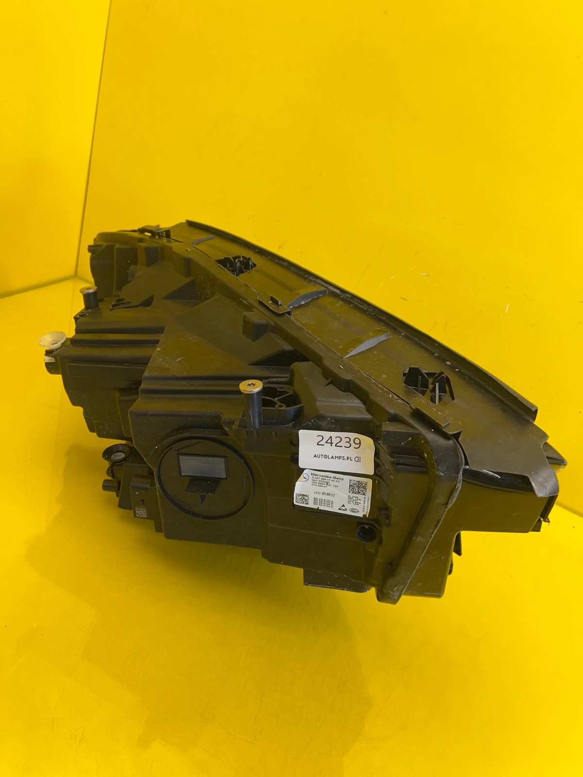 Phare avant gauche Mercedes GLA W247 MultiBeam A2479064705 Autolamps 3 Phare avant gauche Mercedes GLA W247 MultiBeam A2479064705