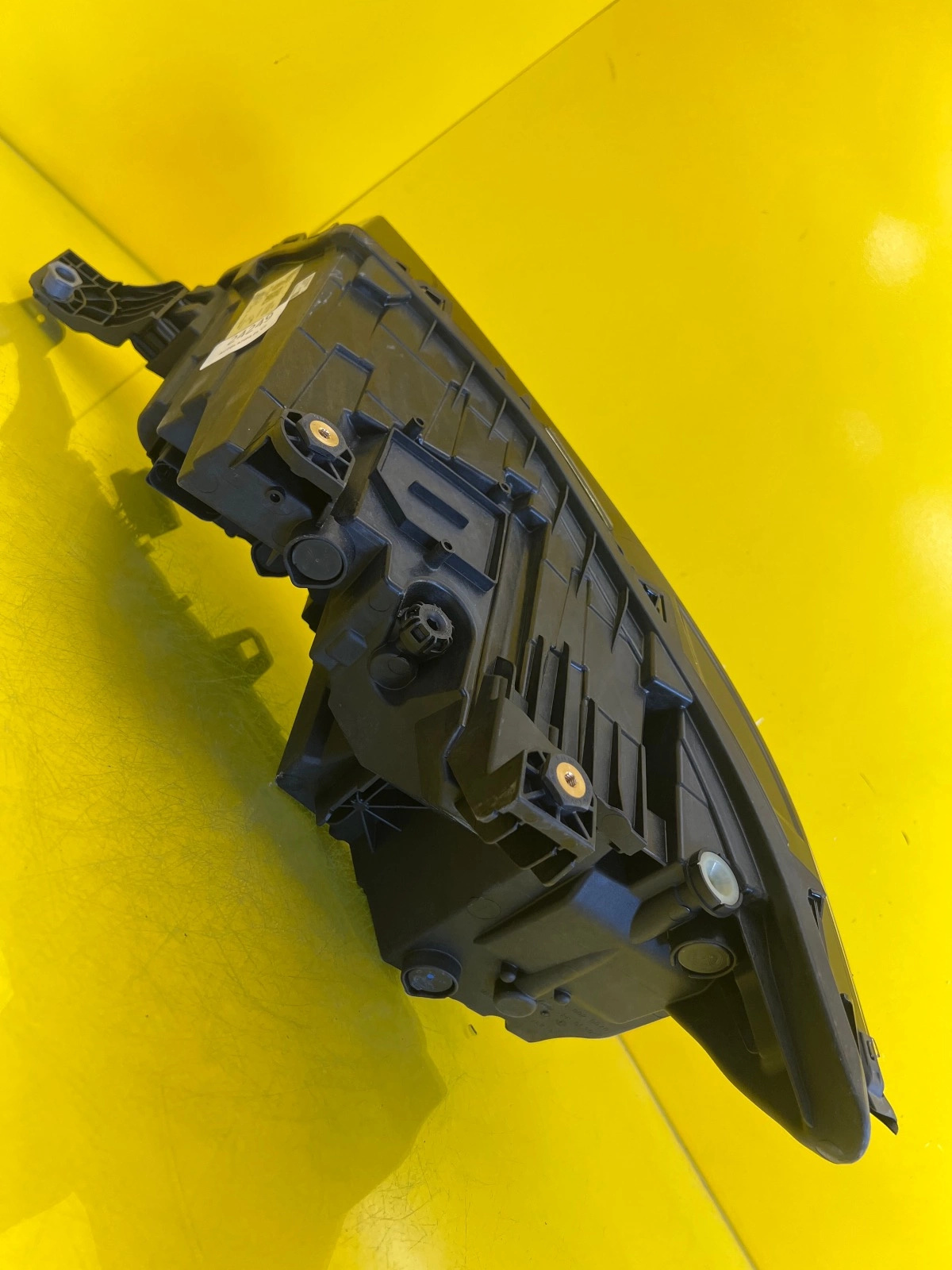 Phare droit VW T7 Multivan Full Led 7T1941078B Autolamps 4 Phare droit VW T7 Multivan Full Led 7T1941078B