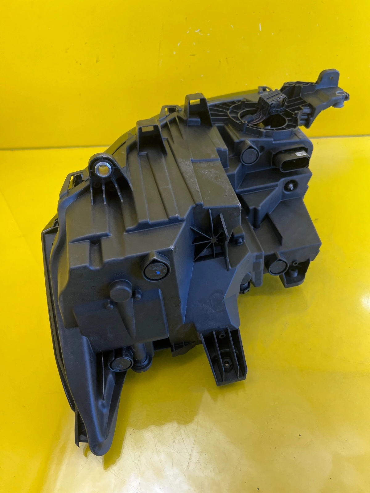 Phare droit VW T7 Multivan Full Led 7T1941078B Autolamps 6 Phare droit VW T7 Multivan Full Led 7T1941078B