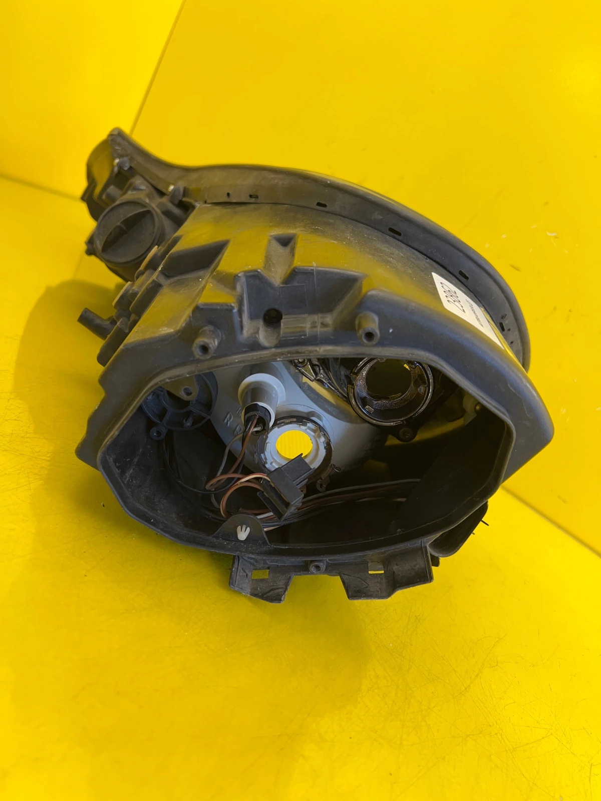 Phare avant droit Porsche 911 996 Boxster Xenon 99663105801 Autolamps 4 Phare avant droit Porsche 911 996 Boxster Xenon 99663105801