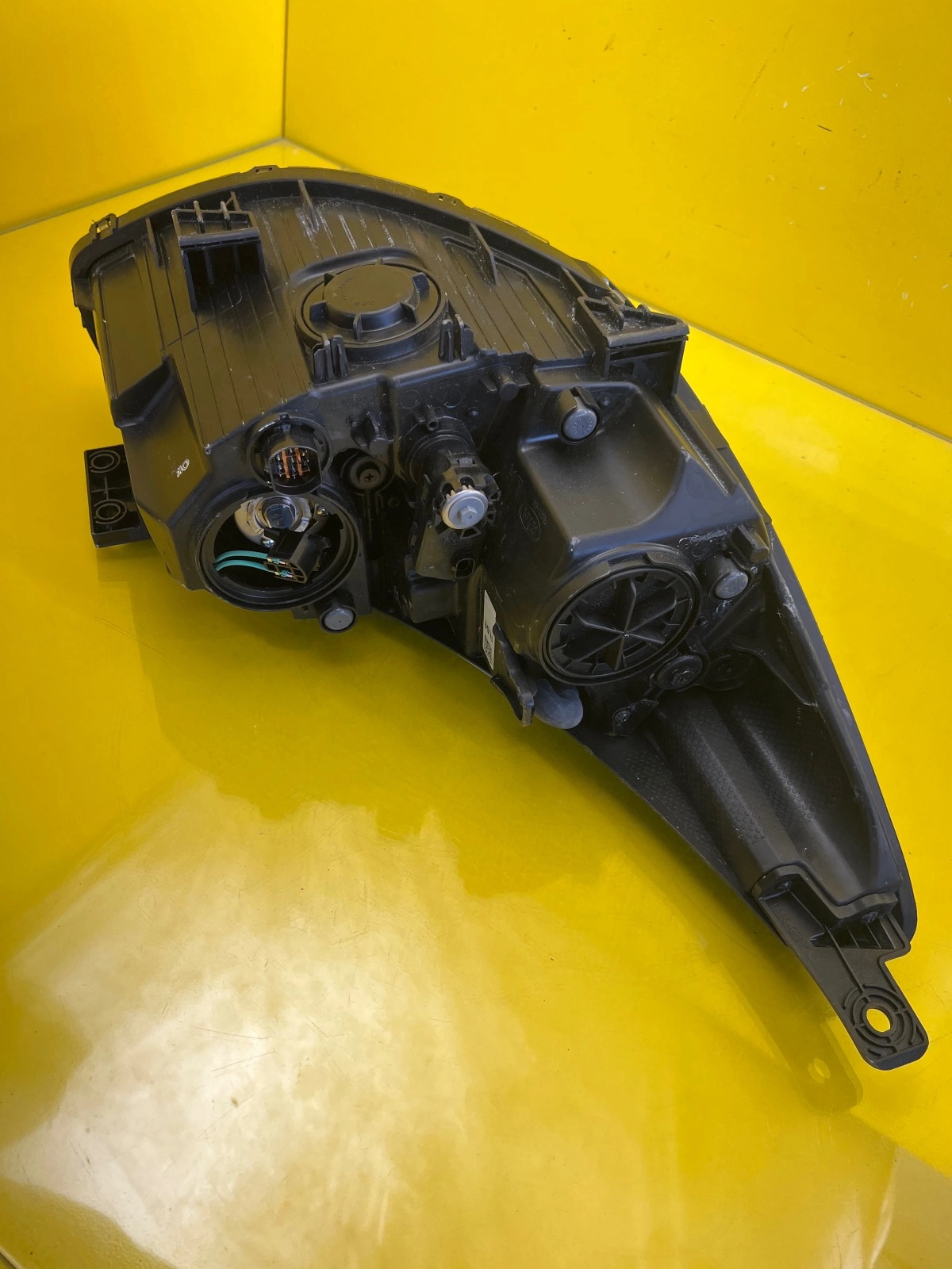 Phare avant gauche Kia Soul 2 Lift Led Two Lens EV Hybrid Autolamps 6 Phare avant gauche Kia Soul 2 Lift Led Two Lens EV Hybrid