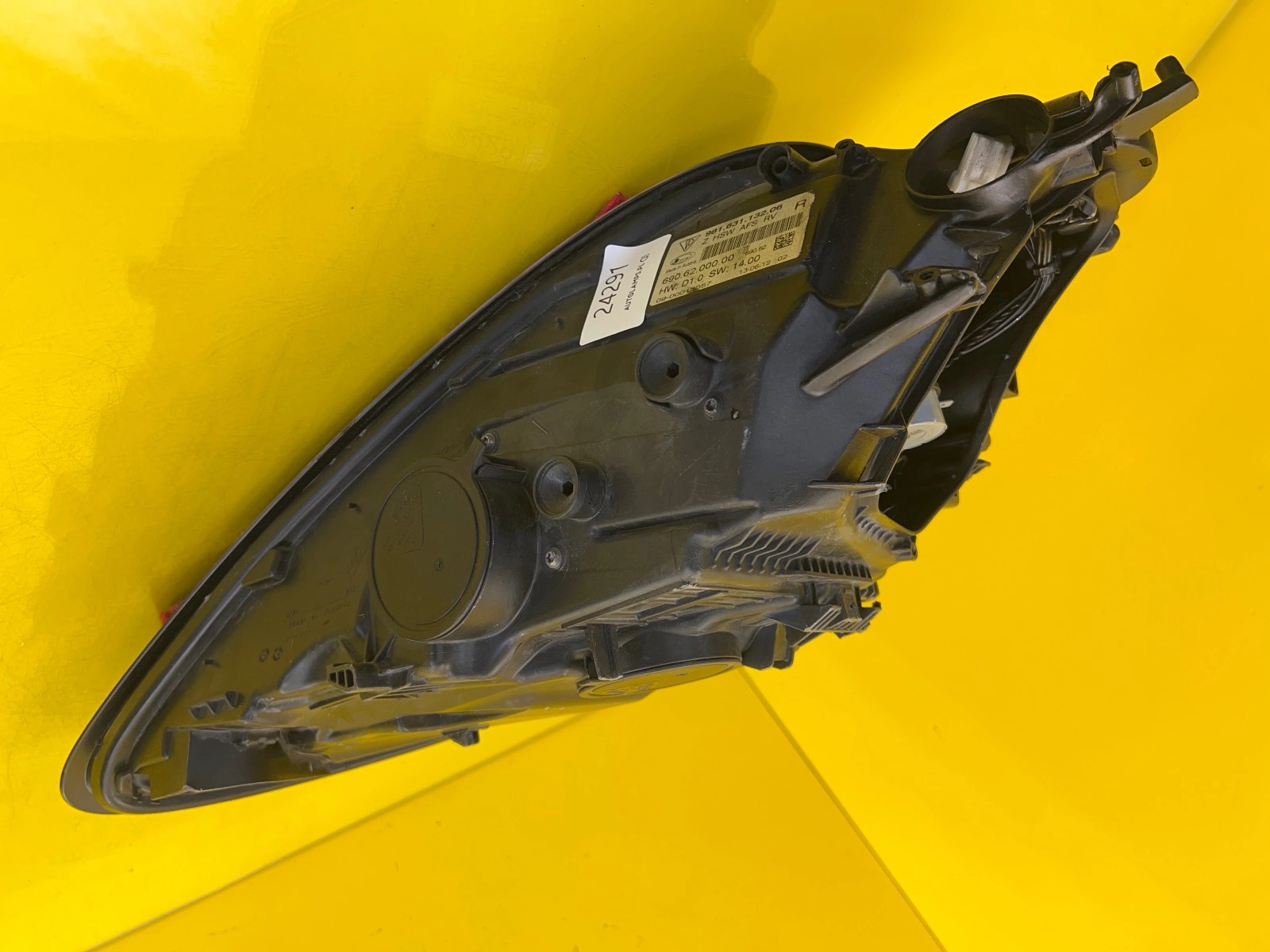 Phare droit Porsche Boxster Cayman 981 Xenon 98163113206 Autolamps 8 Phare droit Porsche Boxster Cayman 981 Xenon 98163113206