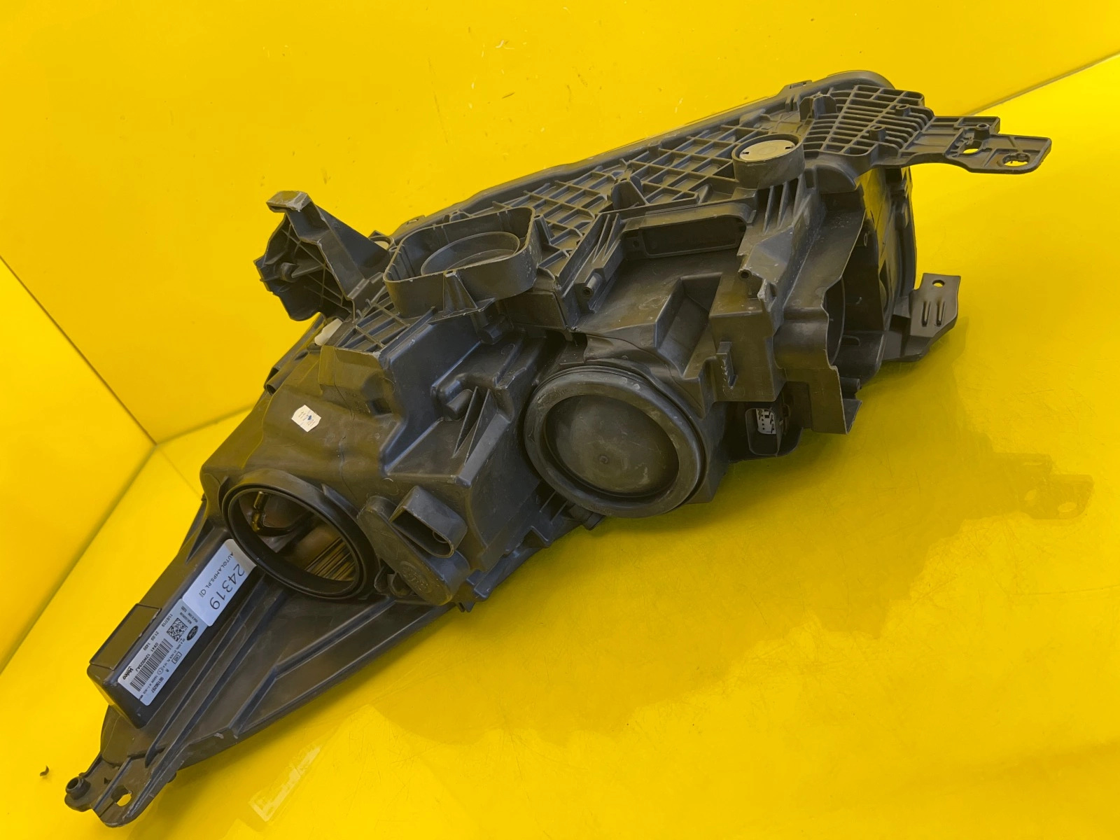 Phare droit Ford Kuga MK2 II Lift 16- GV41-13W029-AJ Autolamps 5 Phare droit Ford Kuga MK2 II Lift 16- GV41-13W029-AJ